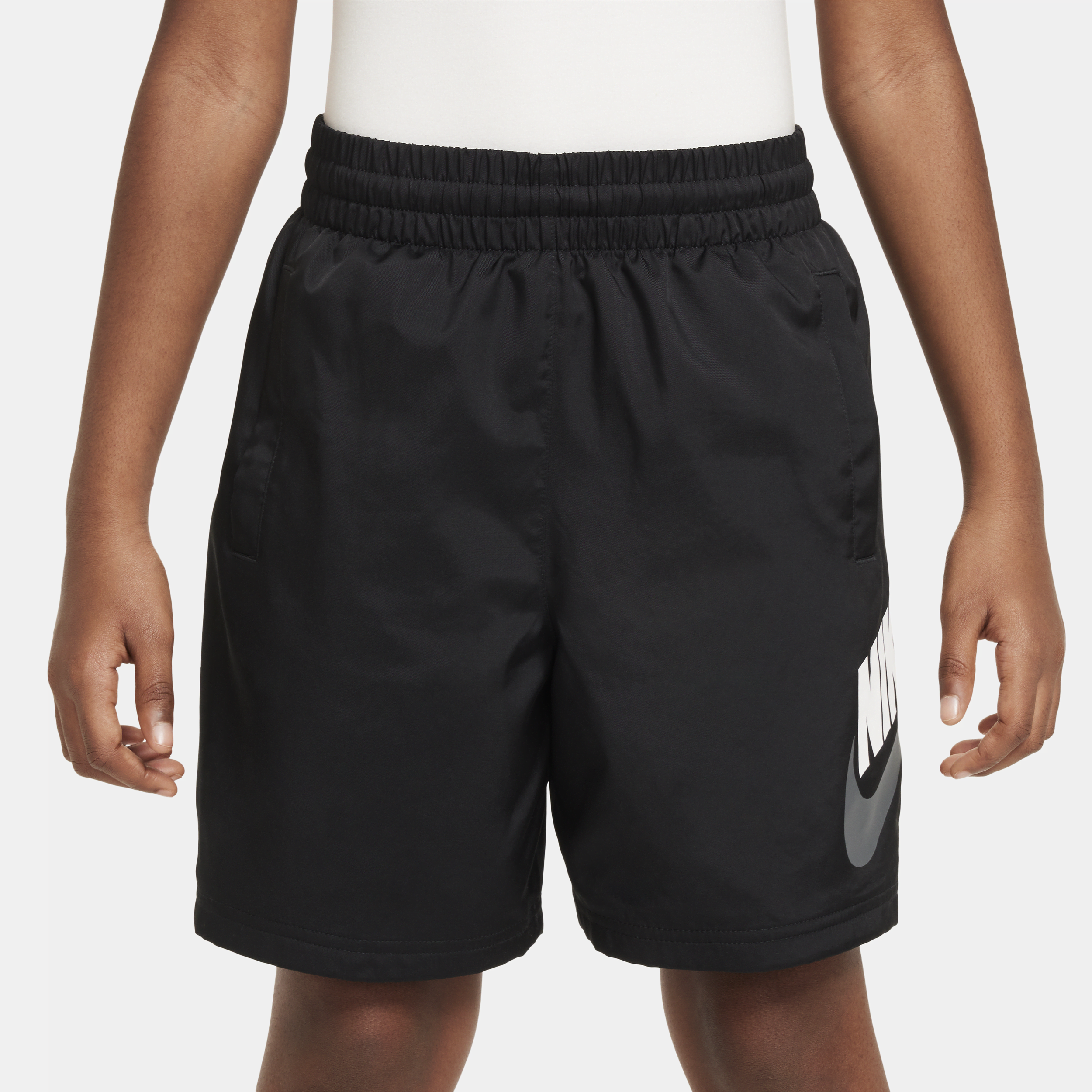 Nike Sportswear geweven kindershorts Zwart