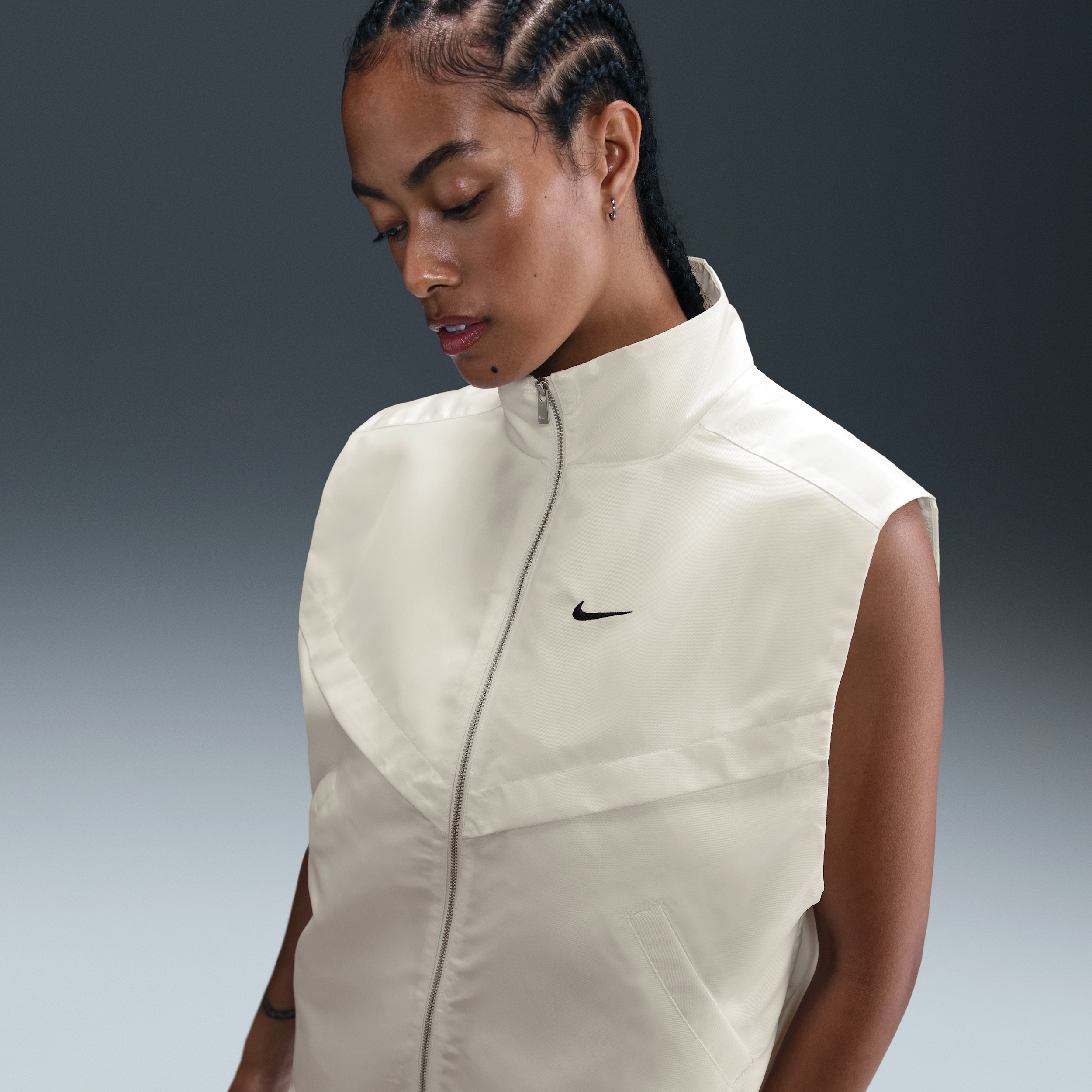 Nike Windrunner glanzende bodywarmer voor dames - Wit