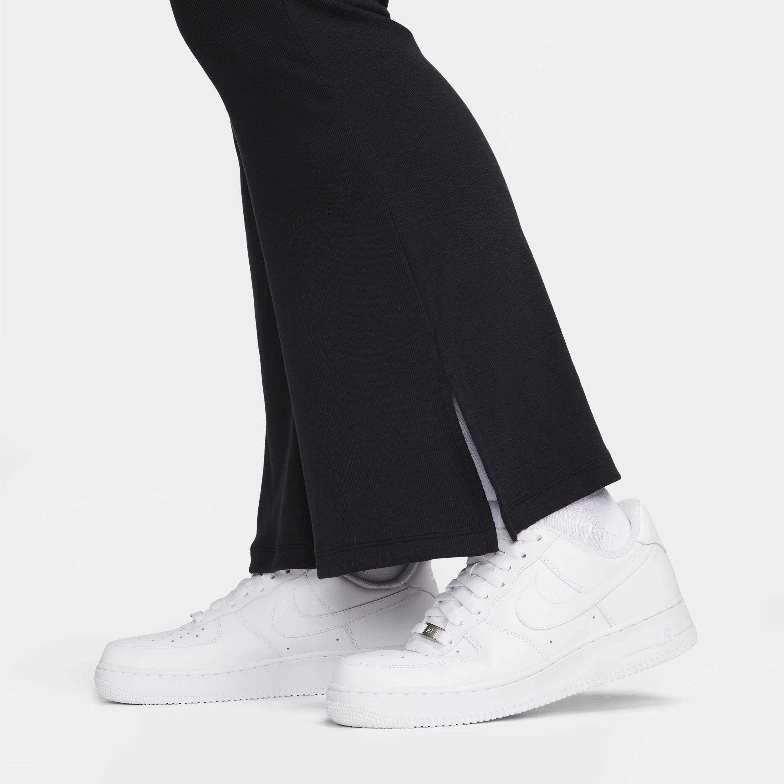 Nike Sportswear Chill Knit strakke legging met wijd uitlopende pijpen en mini-rib voor dames (Plus Size) Zwart