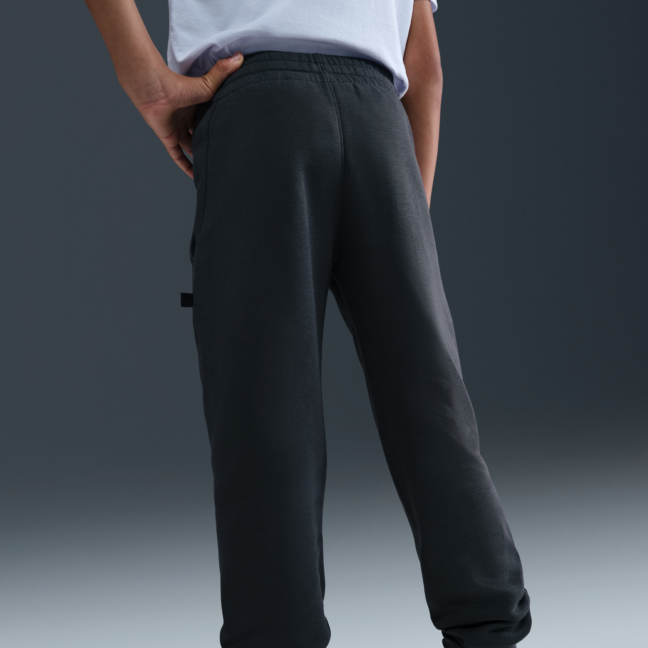 Thumbnail - Inter Mailand Club Fleece Nike Fußball-Jogger für ältere Kinder (Jungen) - Grau