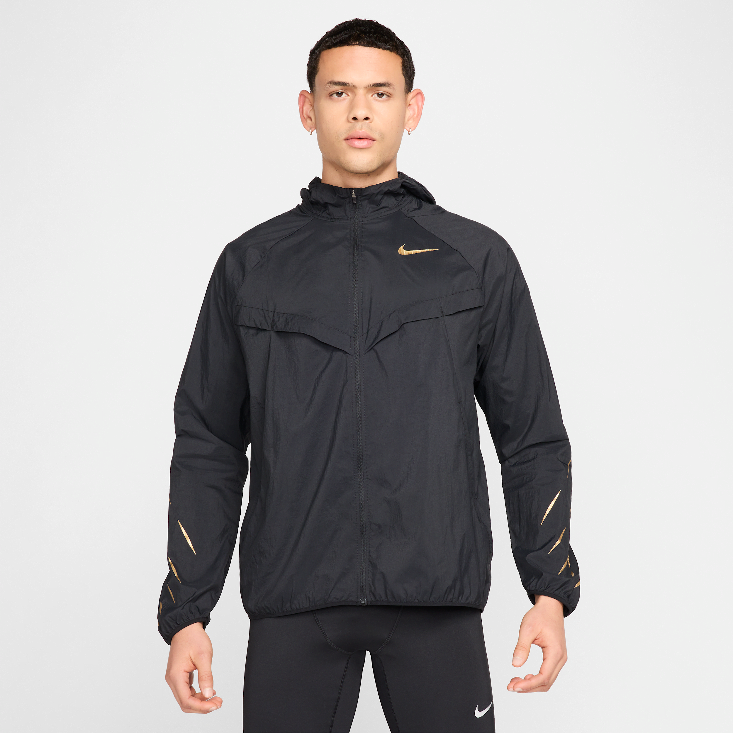 Thumbnail - Nike x Jakob wasserabweisende Laufjacke (Herren) - Schwarz