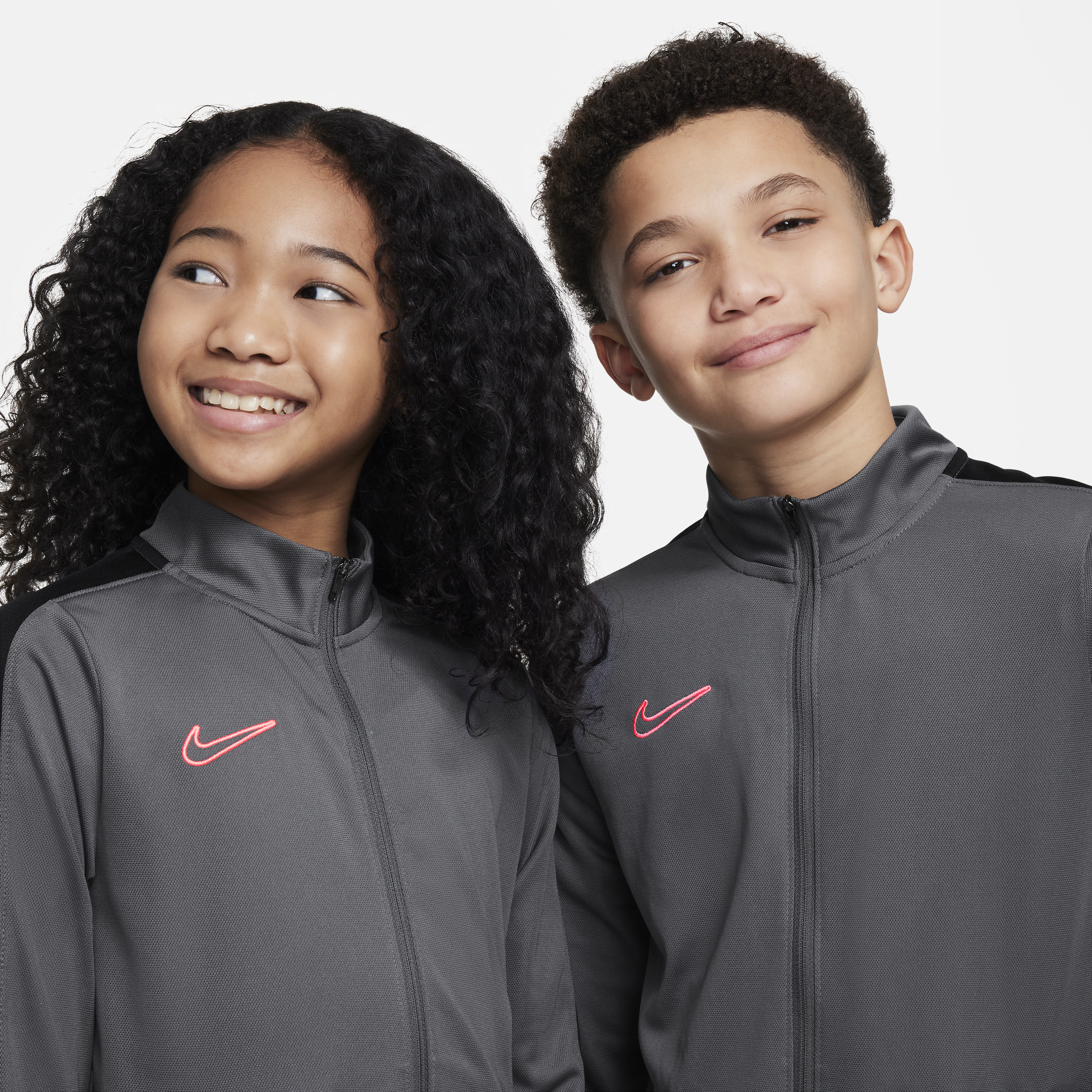 Nike Dri-FIT Academy23 Voetbaltrainingspak voor kids Grijs