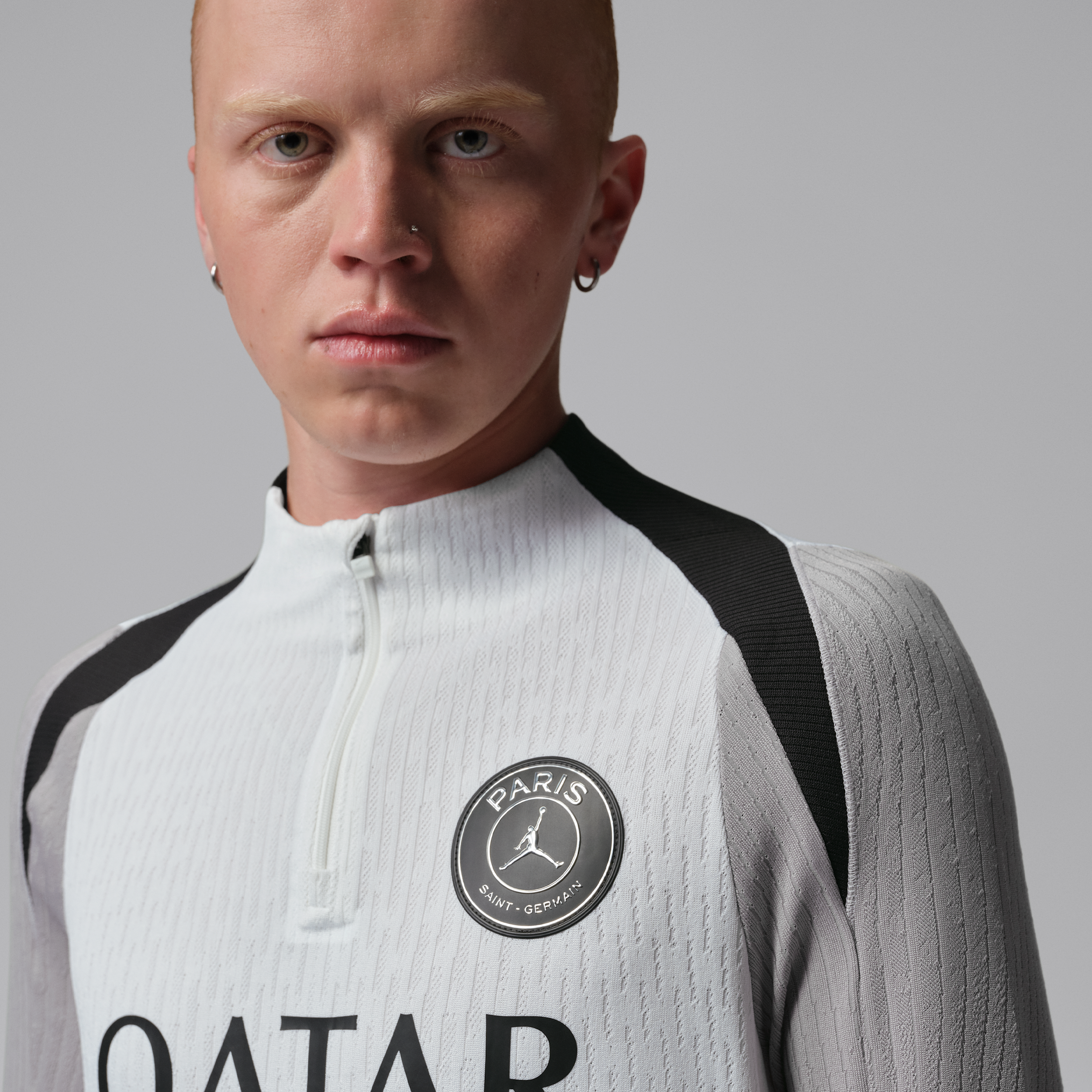 Thumbnail - Paris Saint-Germain Strike Elite Night Edition Jordan Dri-FIT ADV Fußball-Drill-Oberteil aus Strickmaterial (Herren) - W...