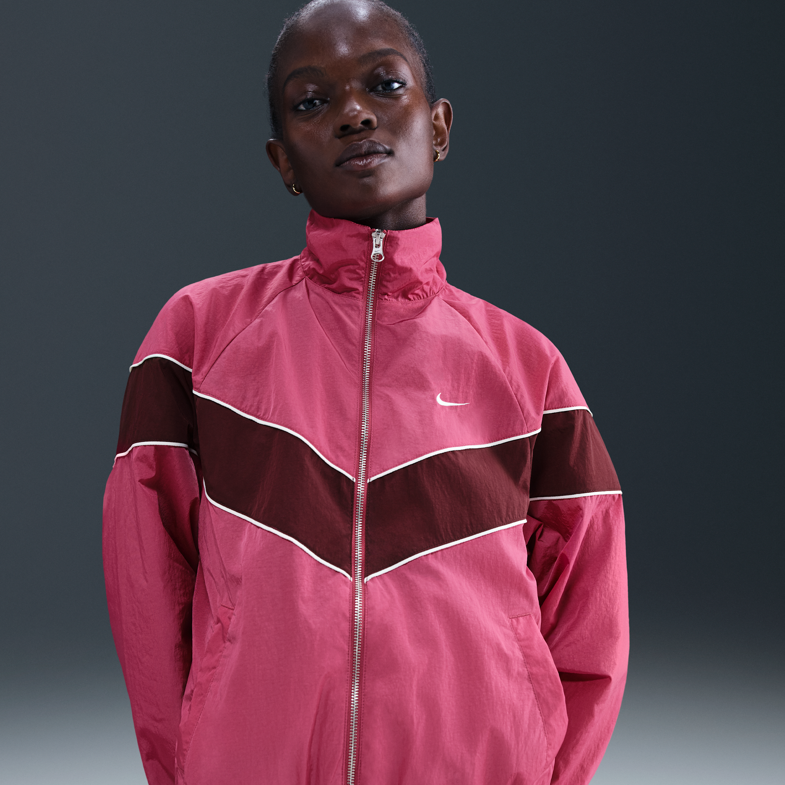 Nike Windrunner Womens Loose UV Woven Full-Zip Jacket - Purple - Nylon