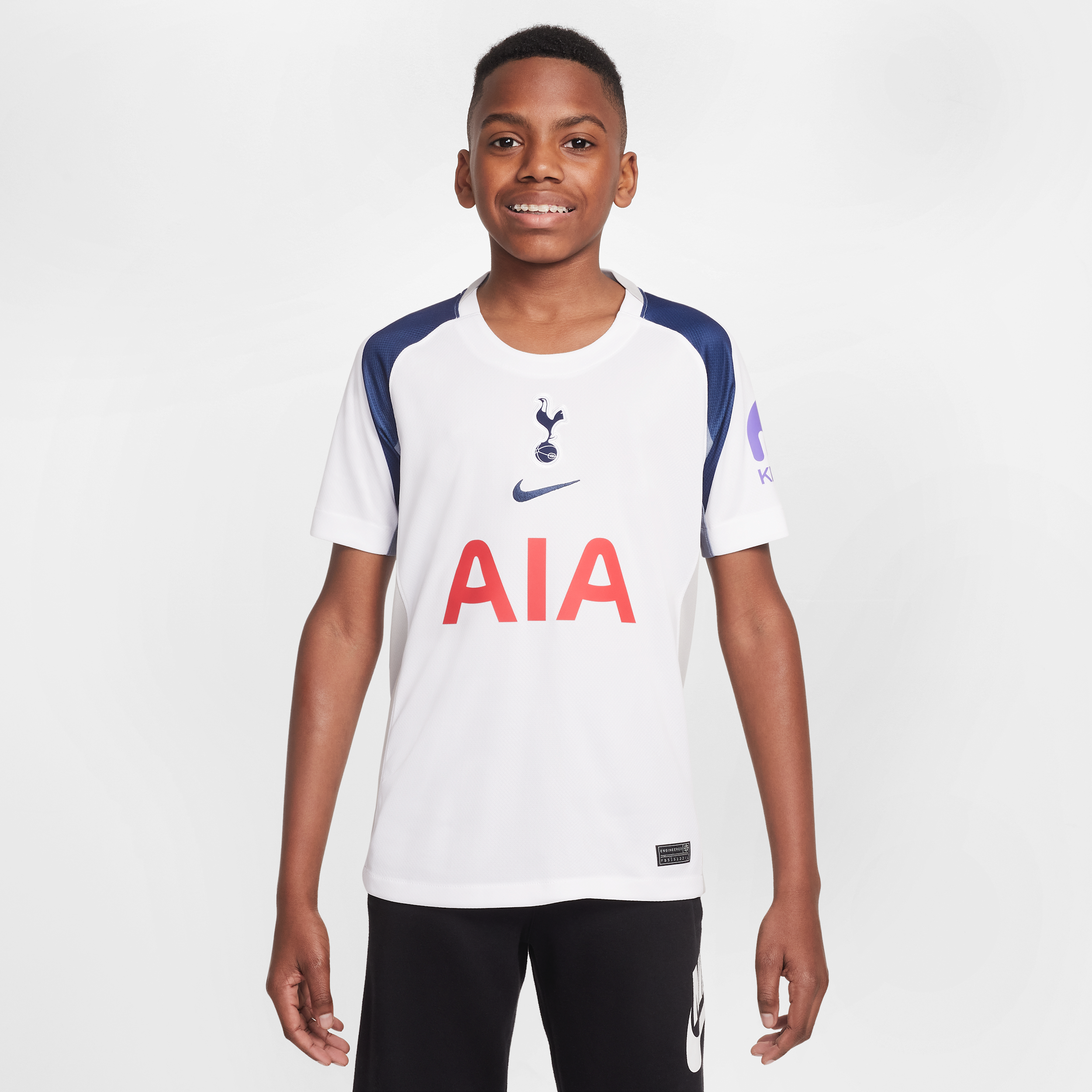 Tottenham Hotspur 2025/26 Stadium Home Older Kids' Nike Dri-FIT Football Replica Shirt - White - Polyester - 50% Recycled Polyester