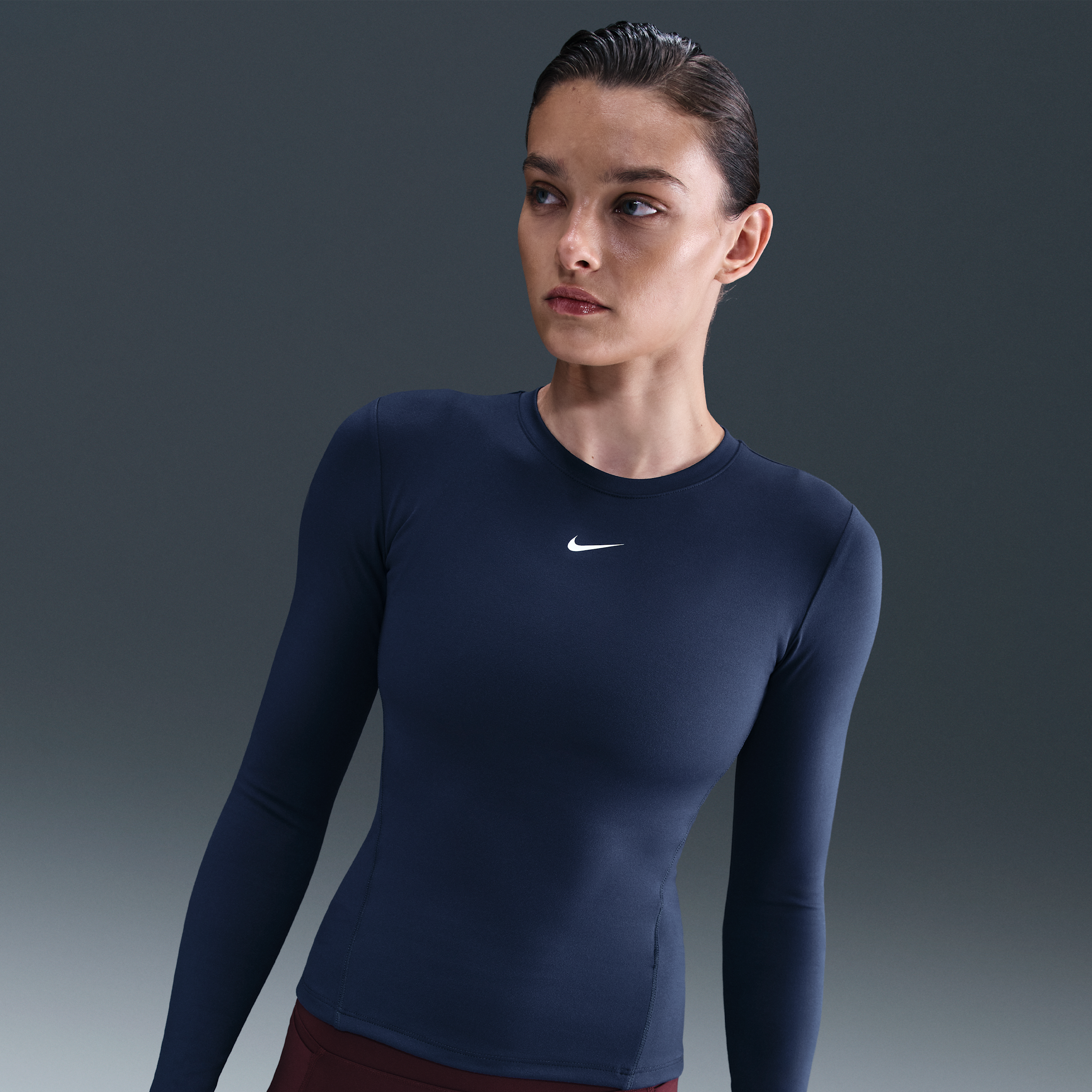 Thumbnail - Nike One Fitted Dri-FIT Longsleeve-Oberteil für Damen - Blau