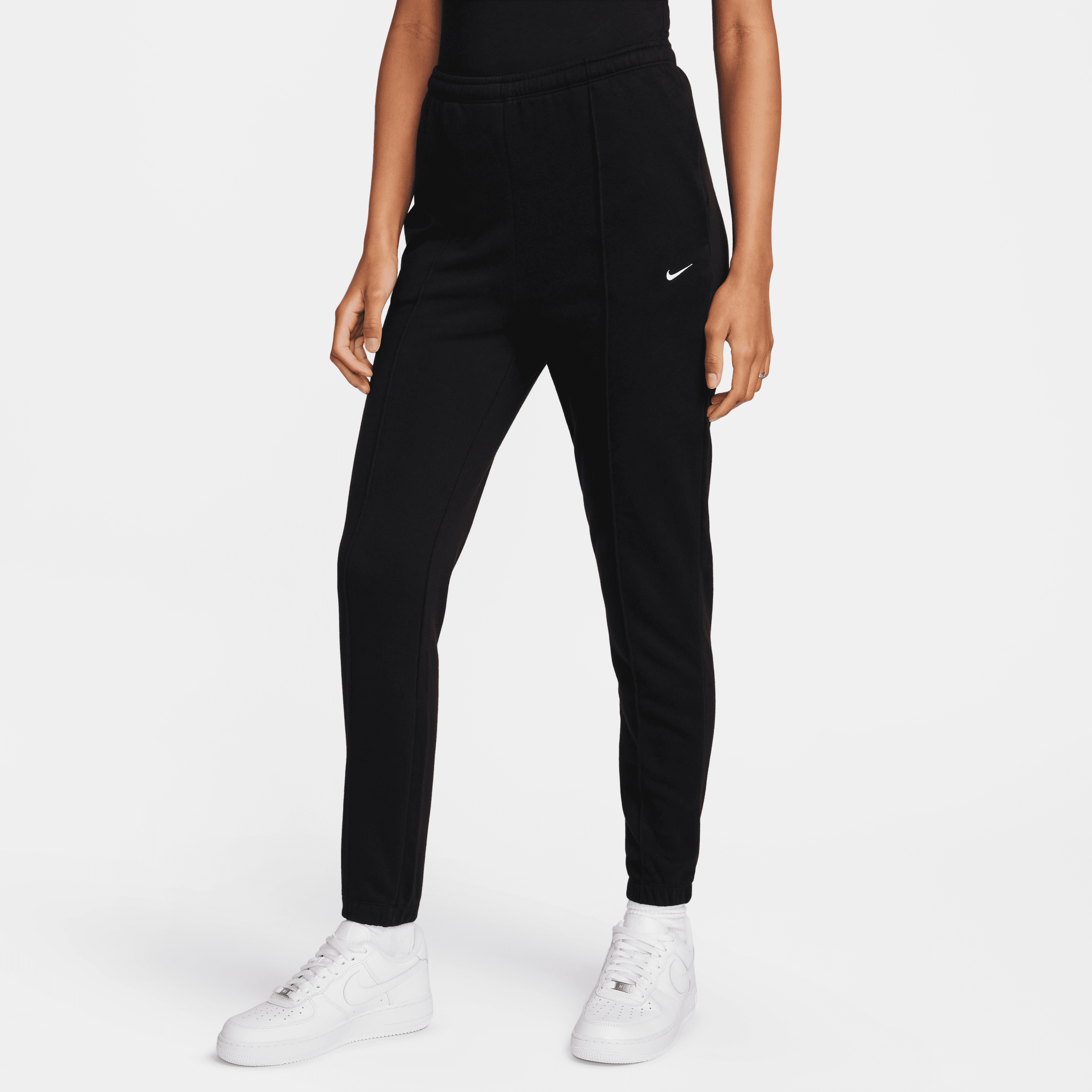 Nike Sportswear Chill Terry aansluitende joggingbroek met hoge taille van sweatstof voor dames Zwart