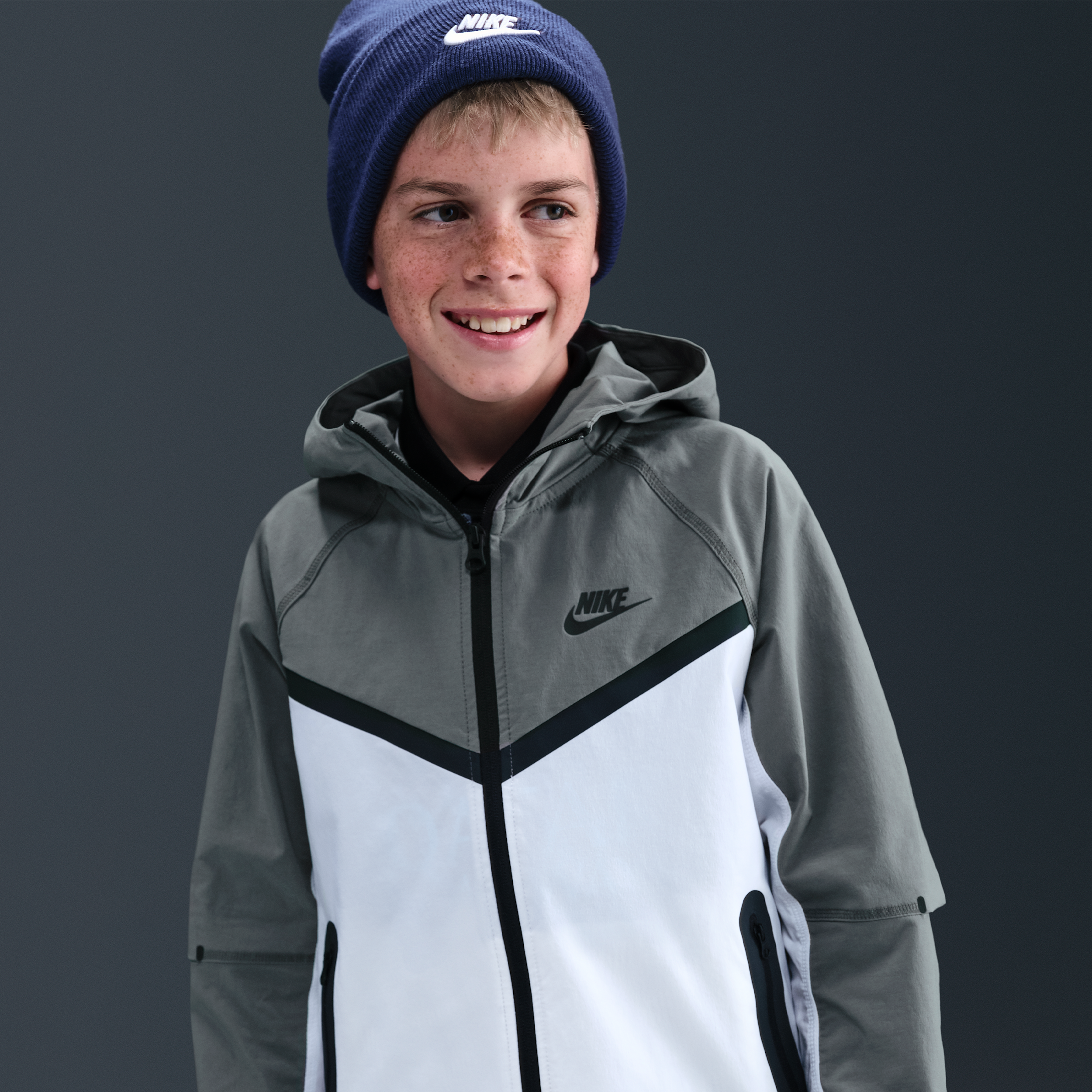 Thumbnail - Nike Tech Webjacke (ältere Kinder, Jungen) - Weiß