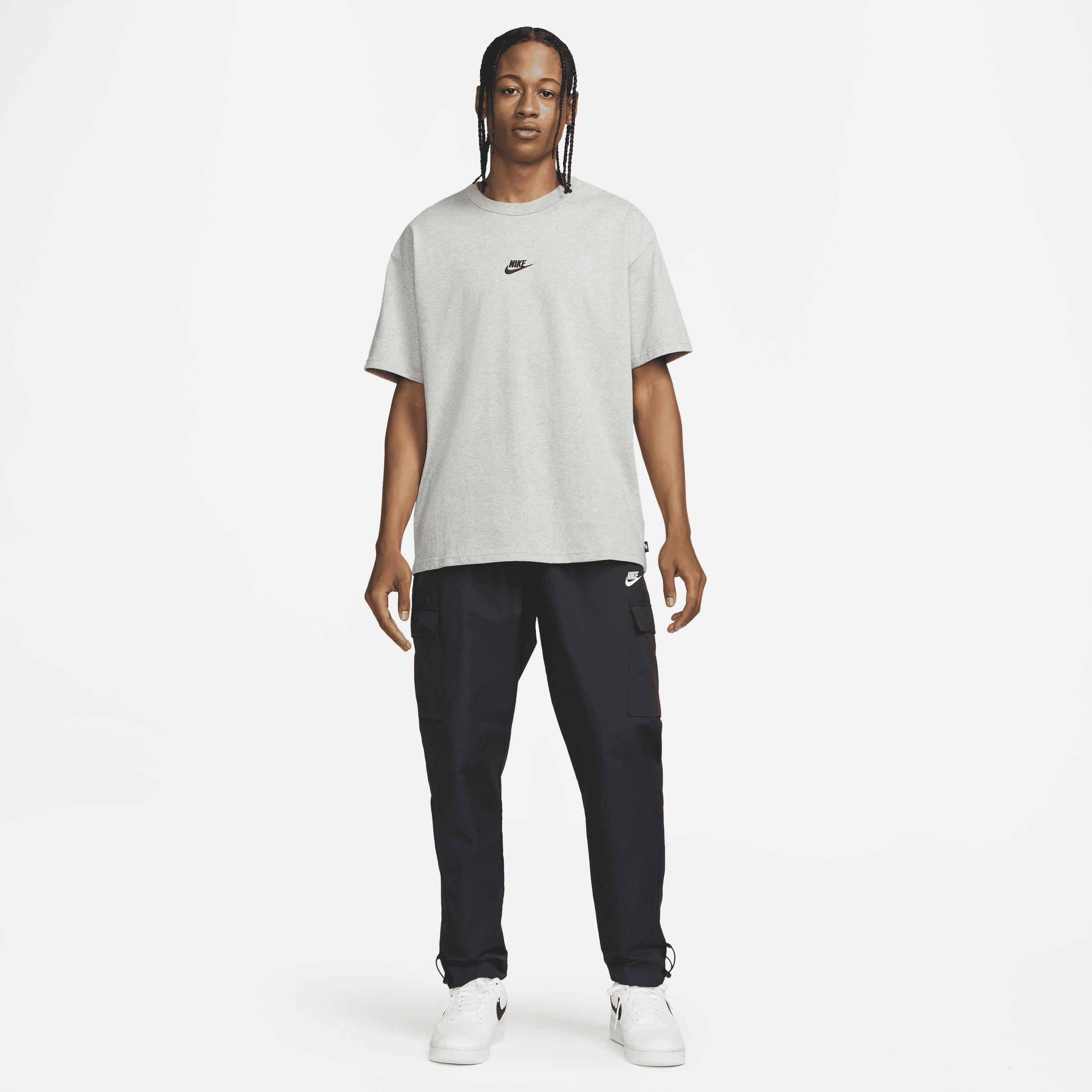 Tee-shirt Nike Sportswear Premium Essentials pour Homme - Gris