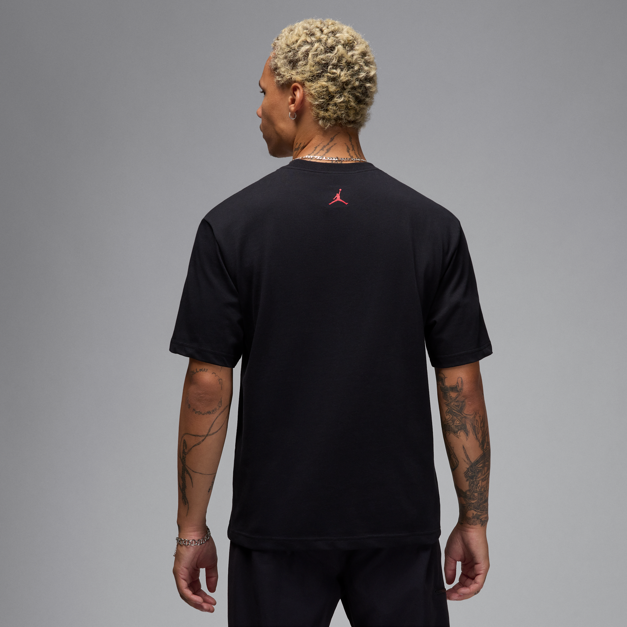 T-shirt à écusson sneaker Jordan pour homme - Noir