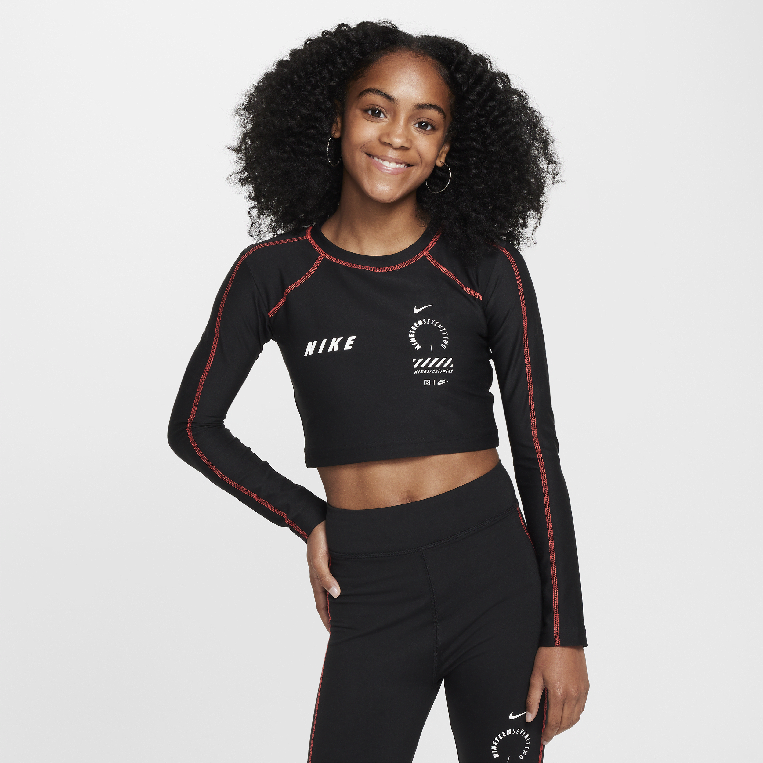 Nike Sportswear croptop met lange mouwen voor meisjes Zwart
