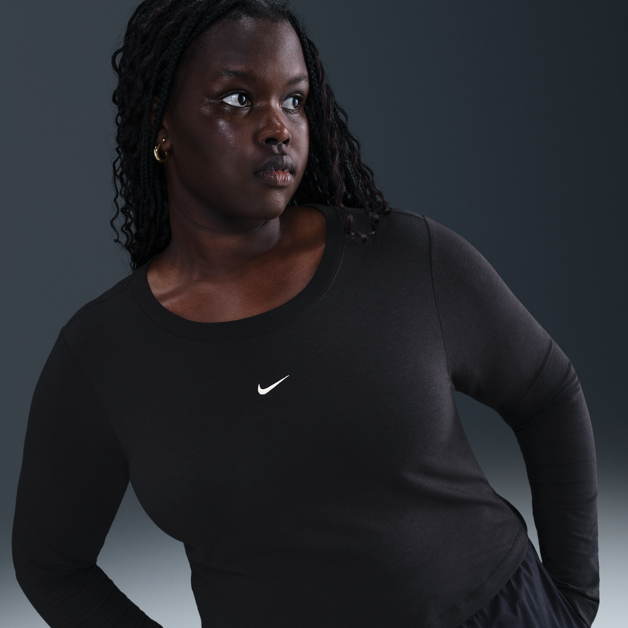 Thumbnail - Nike Chill Knit schmal geschnittenes Crop-Longsleeve (Damen, große Größen) - Schwarz