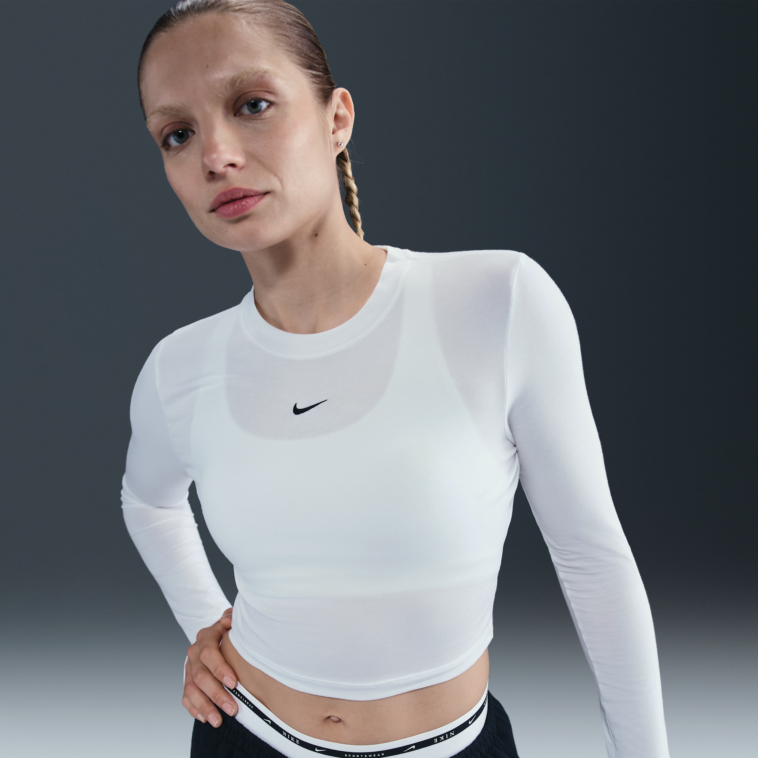 Thumbnail - Nike Chill Knit schmales, verkürztes Longsleeve (Damen) - Weiß