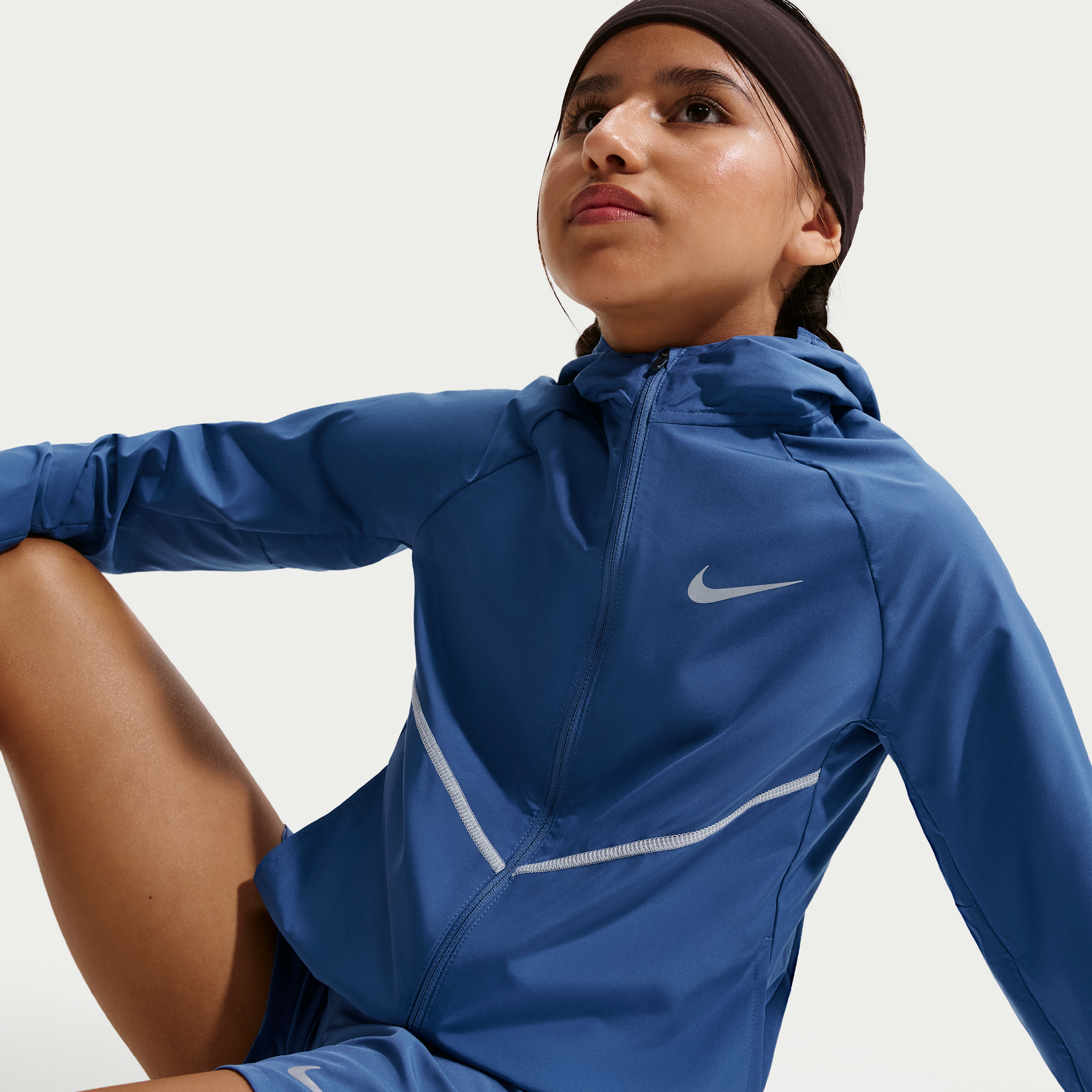 Thumbnail - Nike Miler Repel Trainingsjacke mit UV-Schutz (Kinder) - Blau
