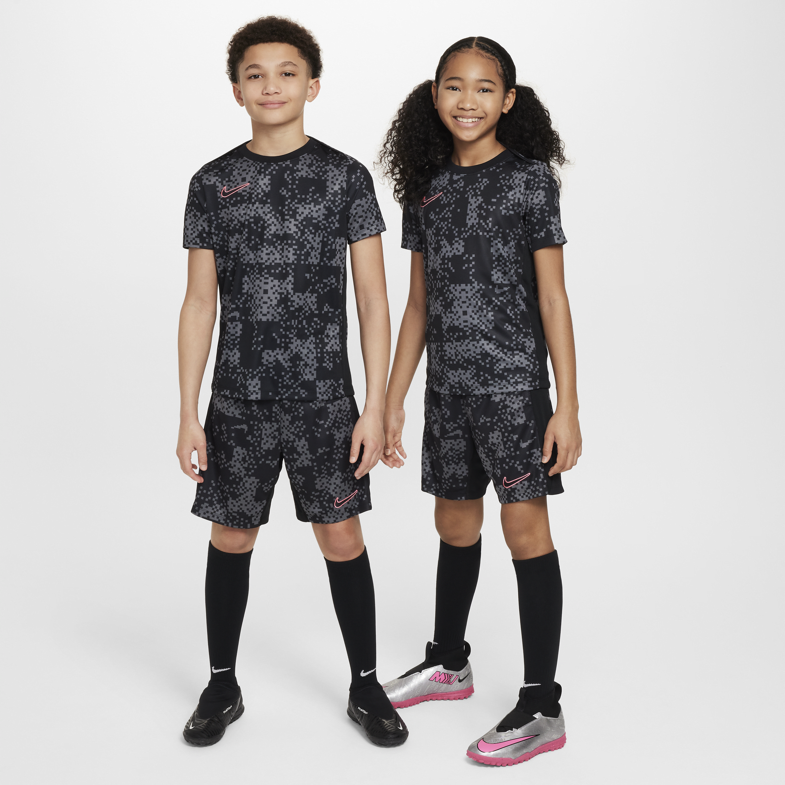 Nike Academy Pro Dri-FIT voetbaltop met korte mouwen voor kids Grijs