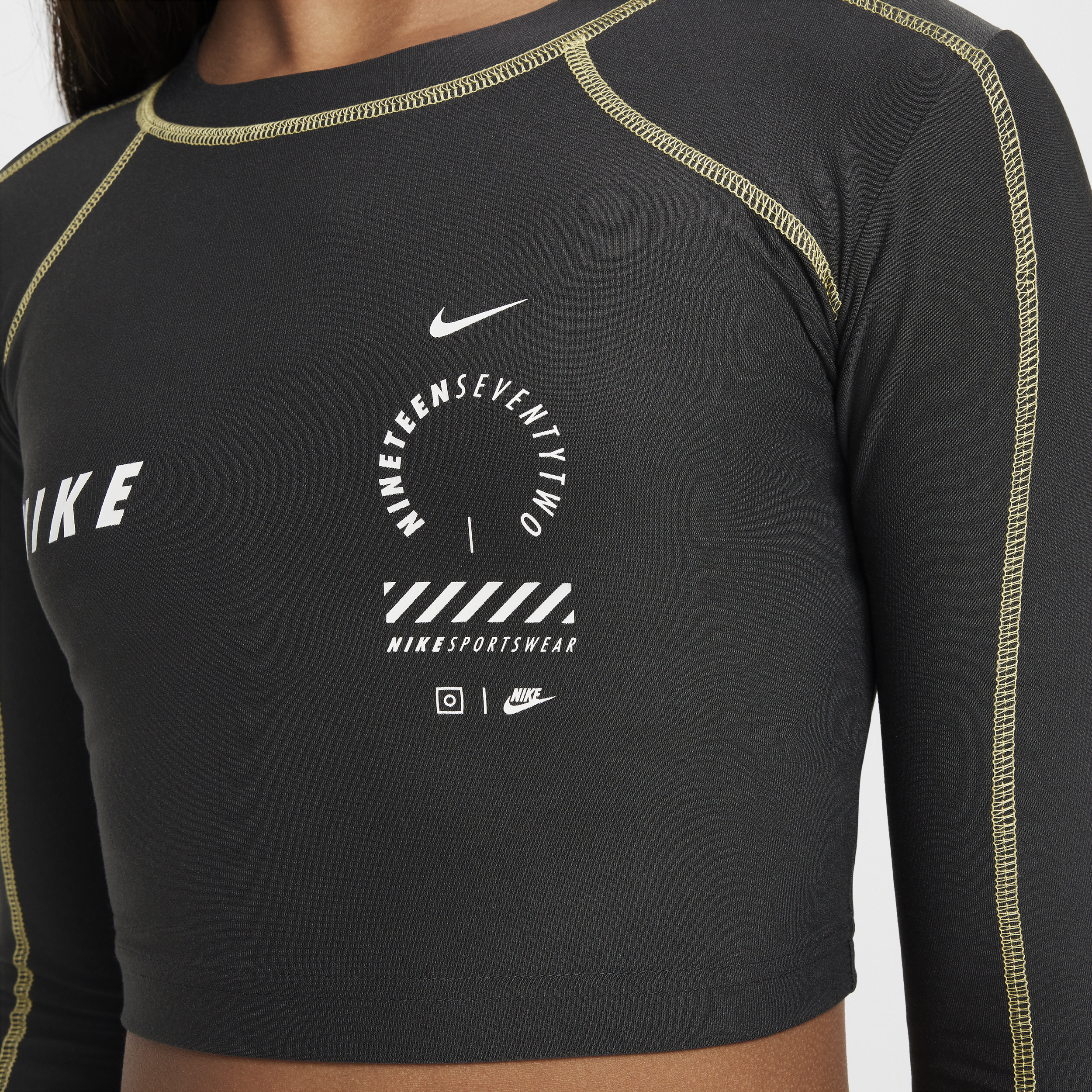 Nike Sportswear croptop met lange mouwen voor meisjes Grijs