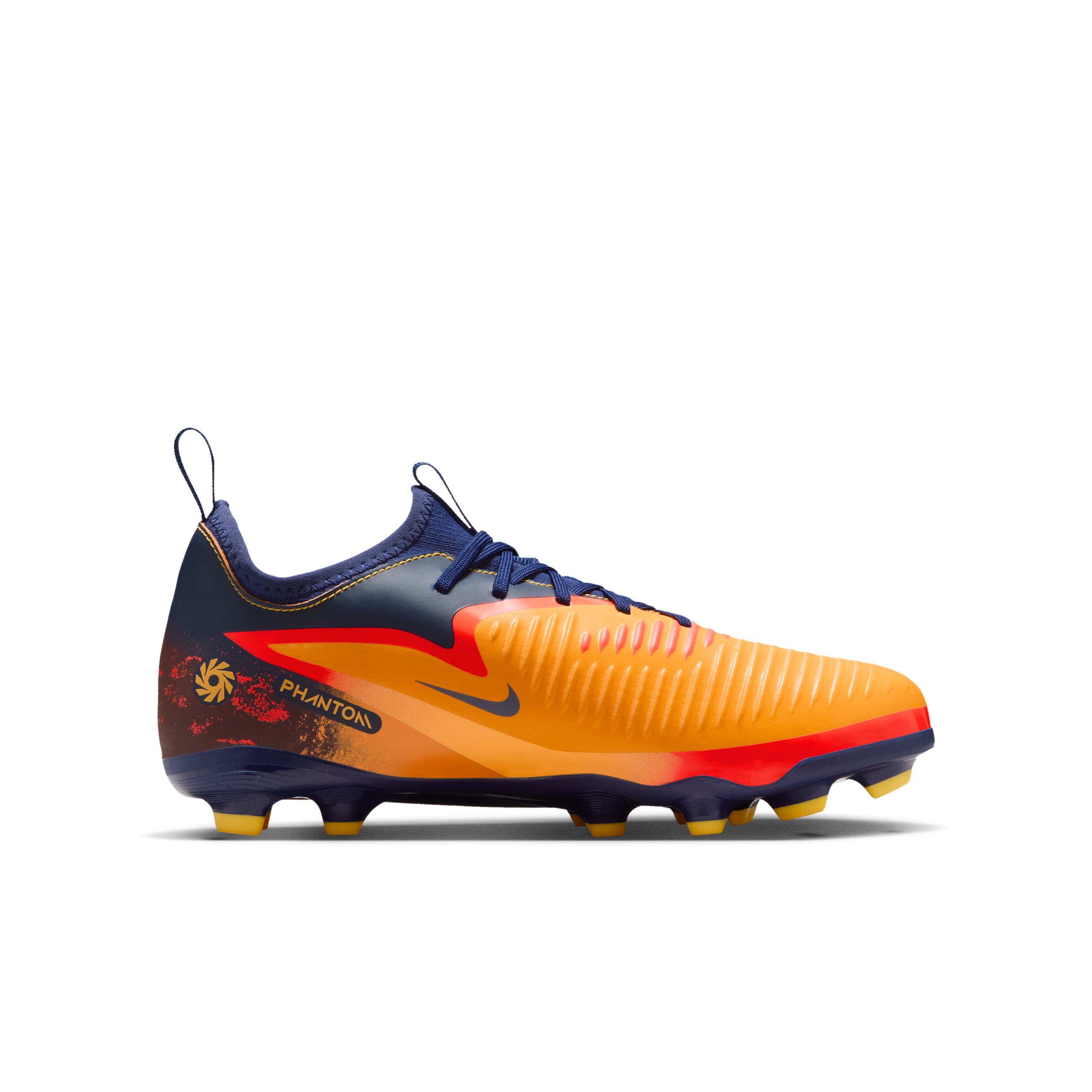 Thumbnail - Nike Jr. Phantom 6 Low Academy "Erling Haaland" Fußballschuh für verschiedene Böden (ältere Kinder) - Orange