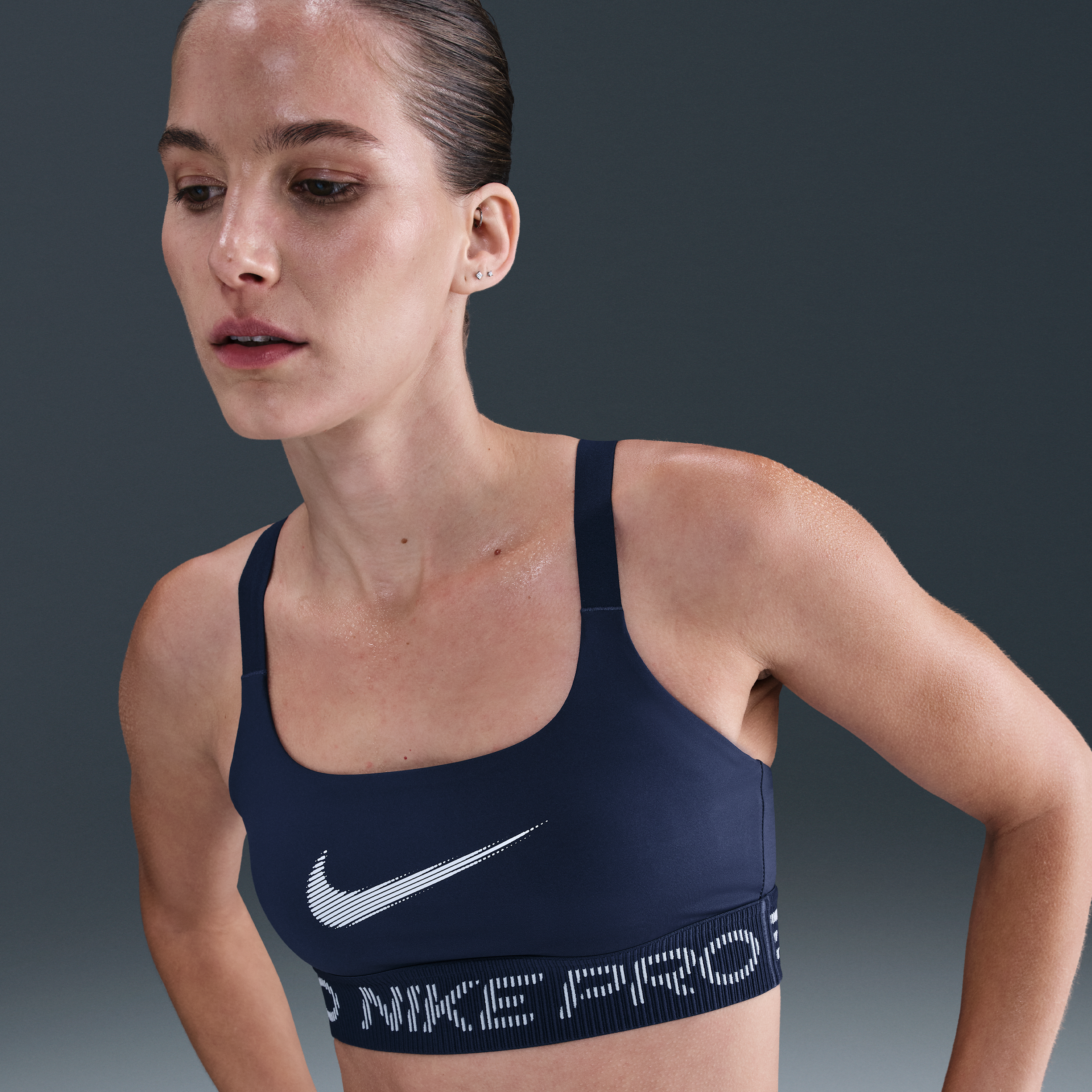 Thumbnail - Nike Pro ungepolsterter Sport-BH mit leichtem Halt - Blau