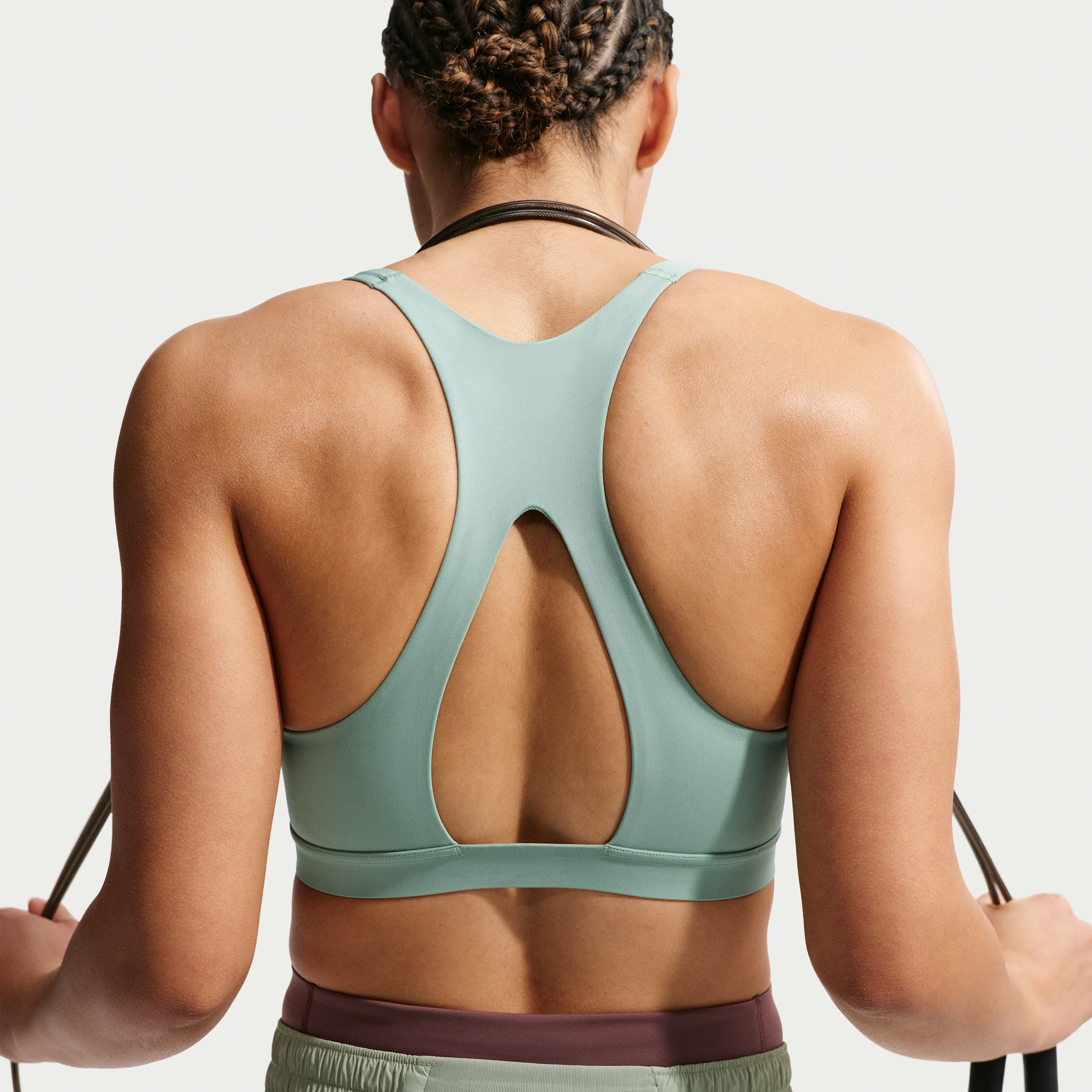 Nike Universa-sports-bh med medium støtte og indlæg til kvinder - grøn