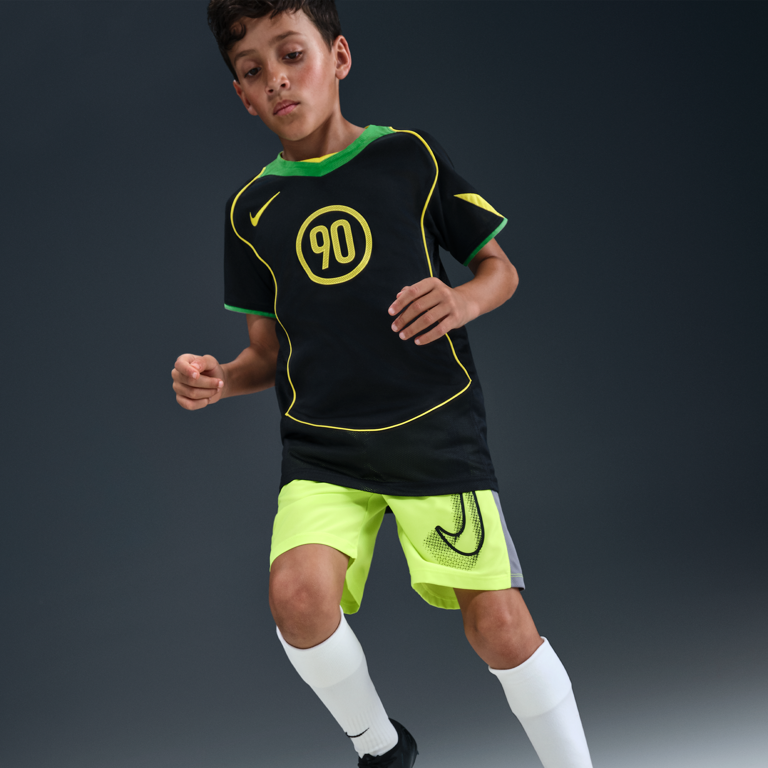 Thumbnail - Nike Total 90 Fußballtrikot mit Dri-FIT-Technologie (ältere Kinder) - Schwarz