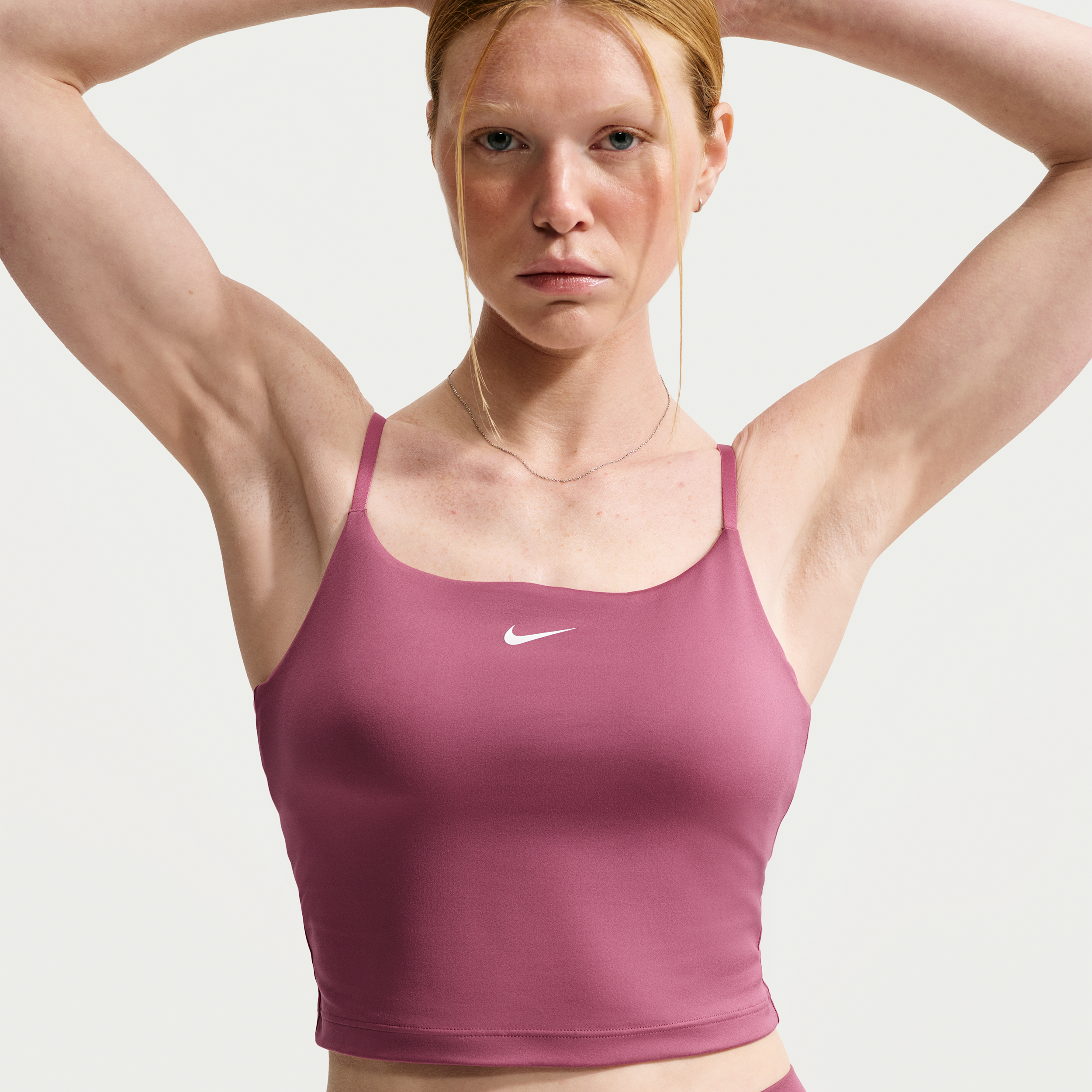 Justerbar Nike One-sports-bh-tanktop med indlæg og medium støtte til kvinder - rød