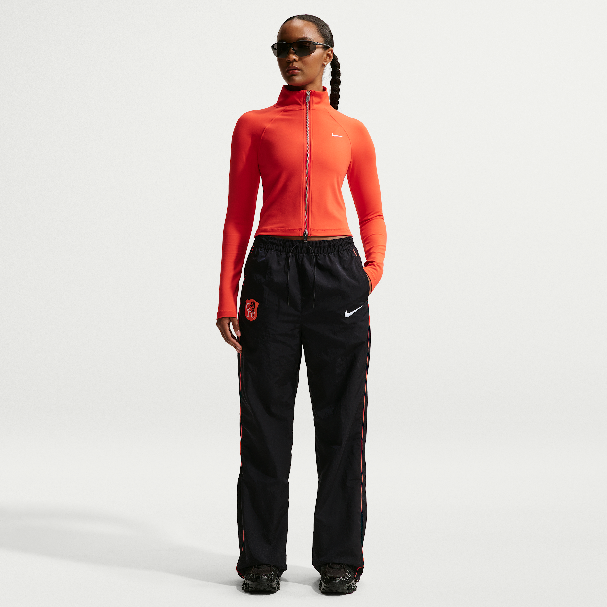 Chelsea F.C. Windrunner Womens Nike Football High-Waisted Open-Hem Pants - Blue - Nylon