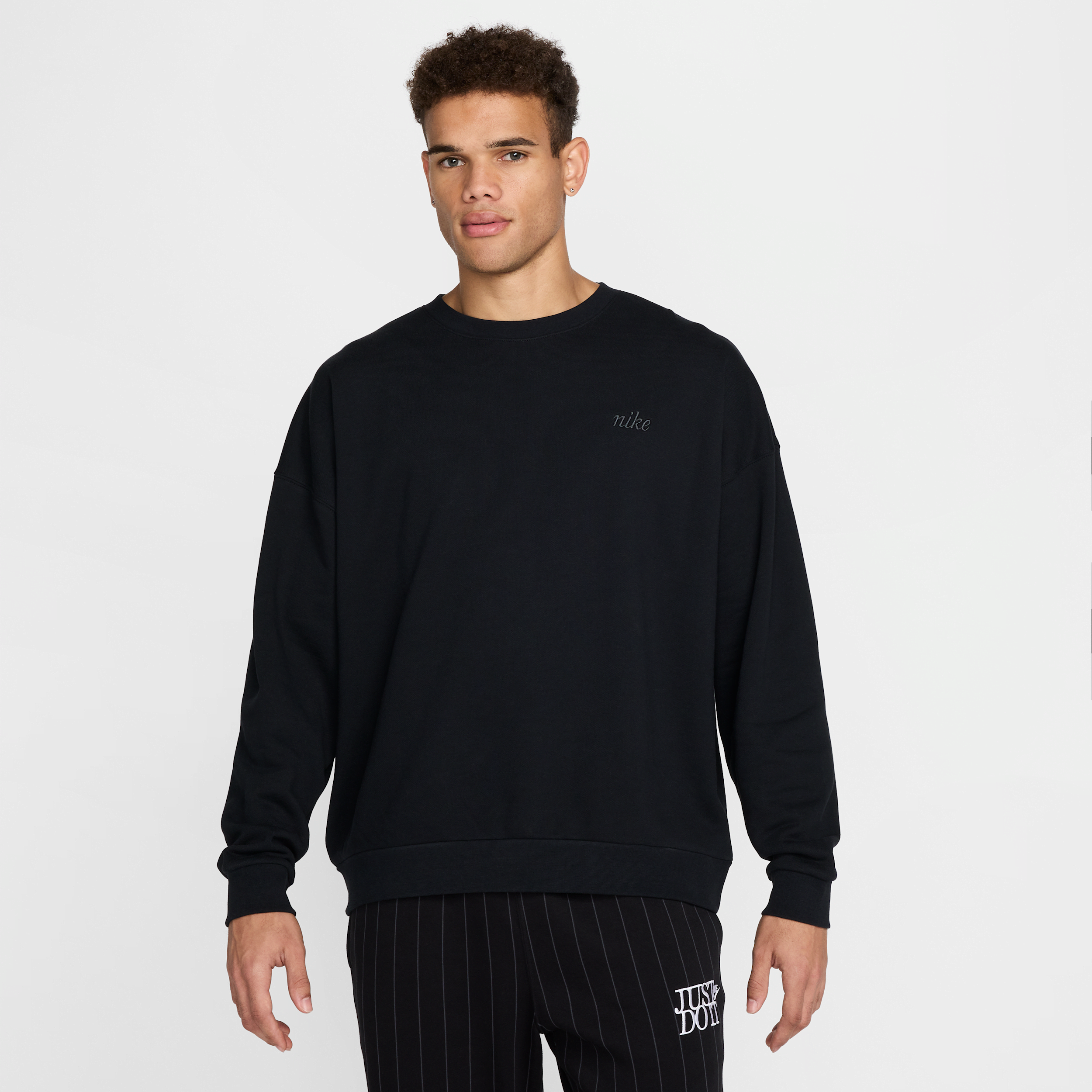 Thumbnail - Nike Club Oversize-Rundhalsshirt (Herren) - Schwarz