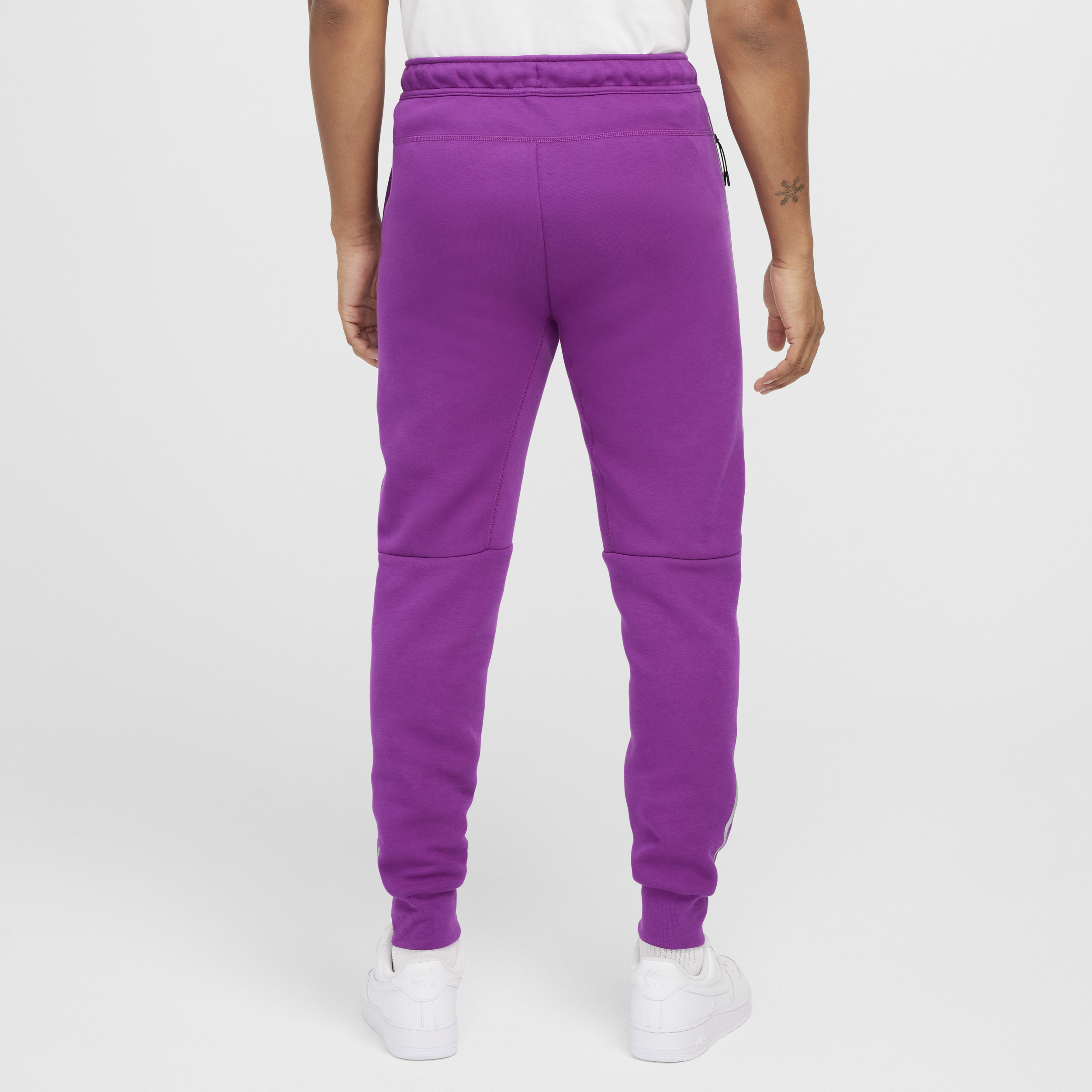 Pantalon de jogging en tissu Fleece à motifs réfléchissants Nike Tech pour homme - Pourpre