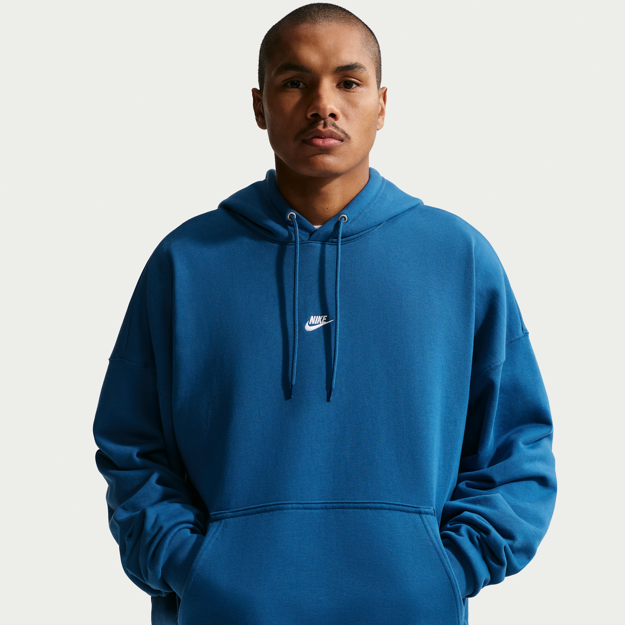 Felpa pullover oversize in French Terry con cappuccio Nike Club – Uomo - Blu