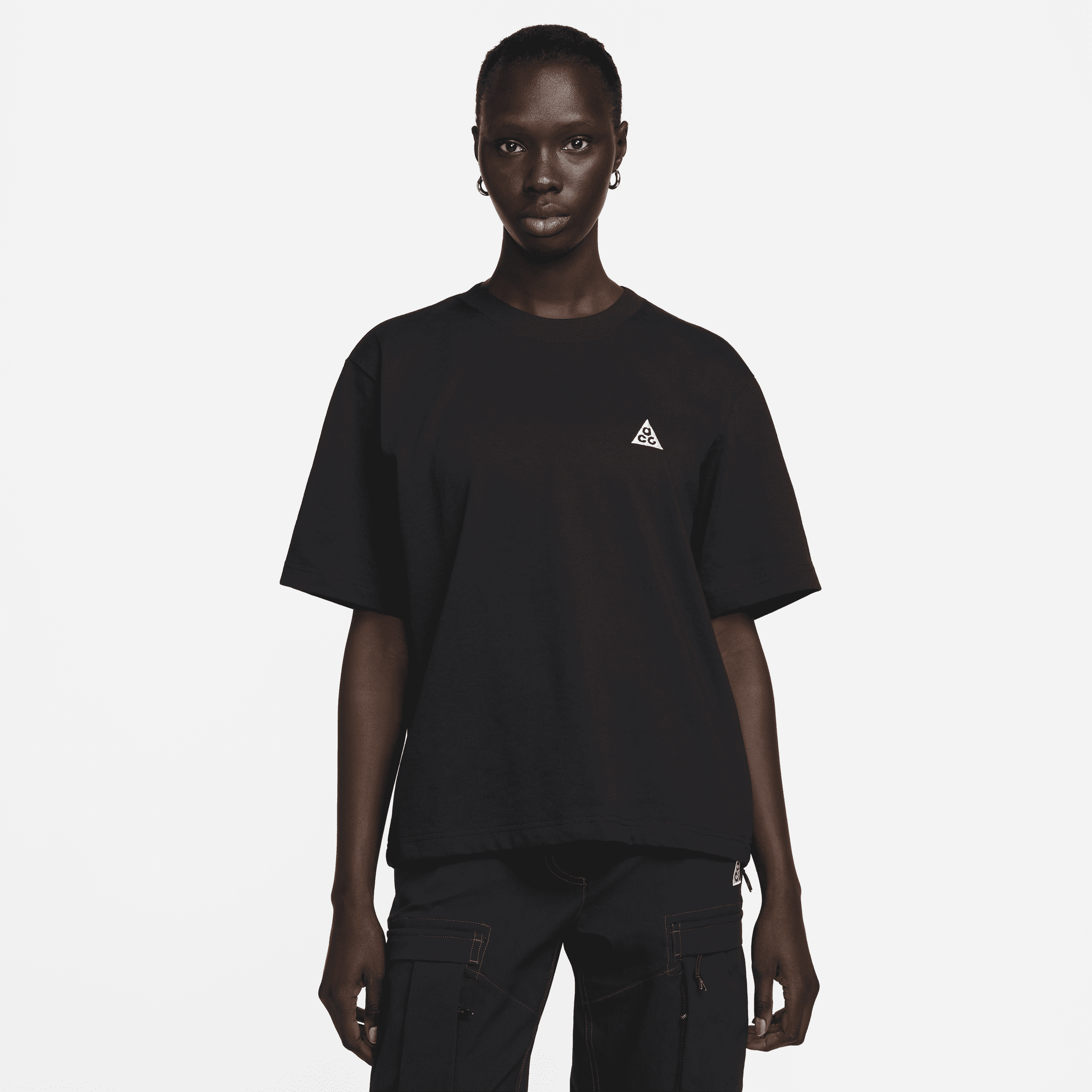 Nike ACG Women's Short-Sleeve T-Shirt - Black