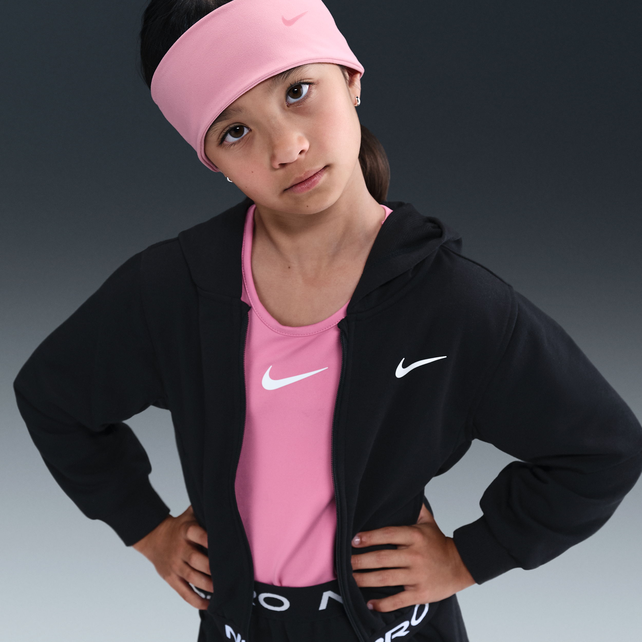 Thumbnail - Nike Dri-FIT Essentials Pro Hoodie mit durchgehendem Reißverschluss (jüngere Kinder) - Schwarz