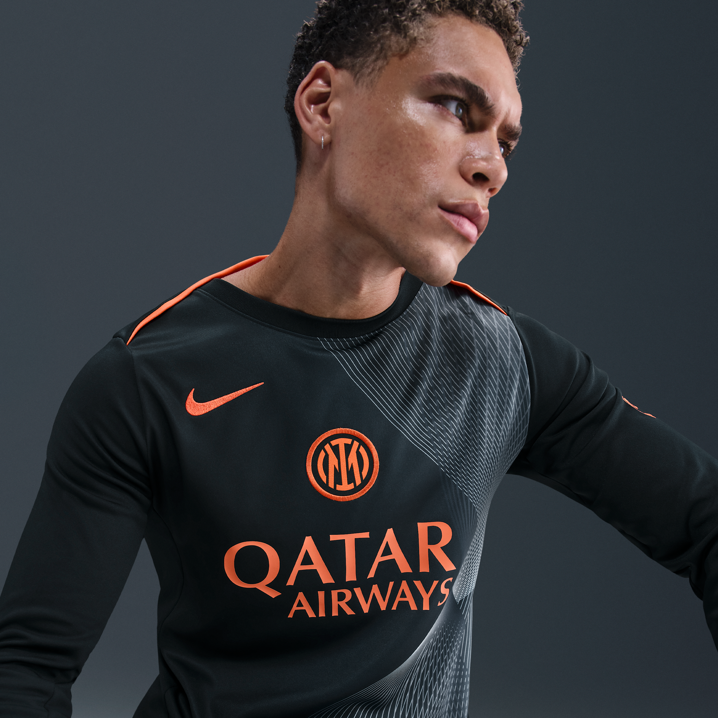 Thumbnail - Inter Mailand Academy Pro Third Nike Dri-FIT Total 90 Pre-Match Longsleeve-Fußballoberteil (Herren) - Schwarz