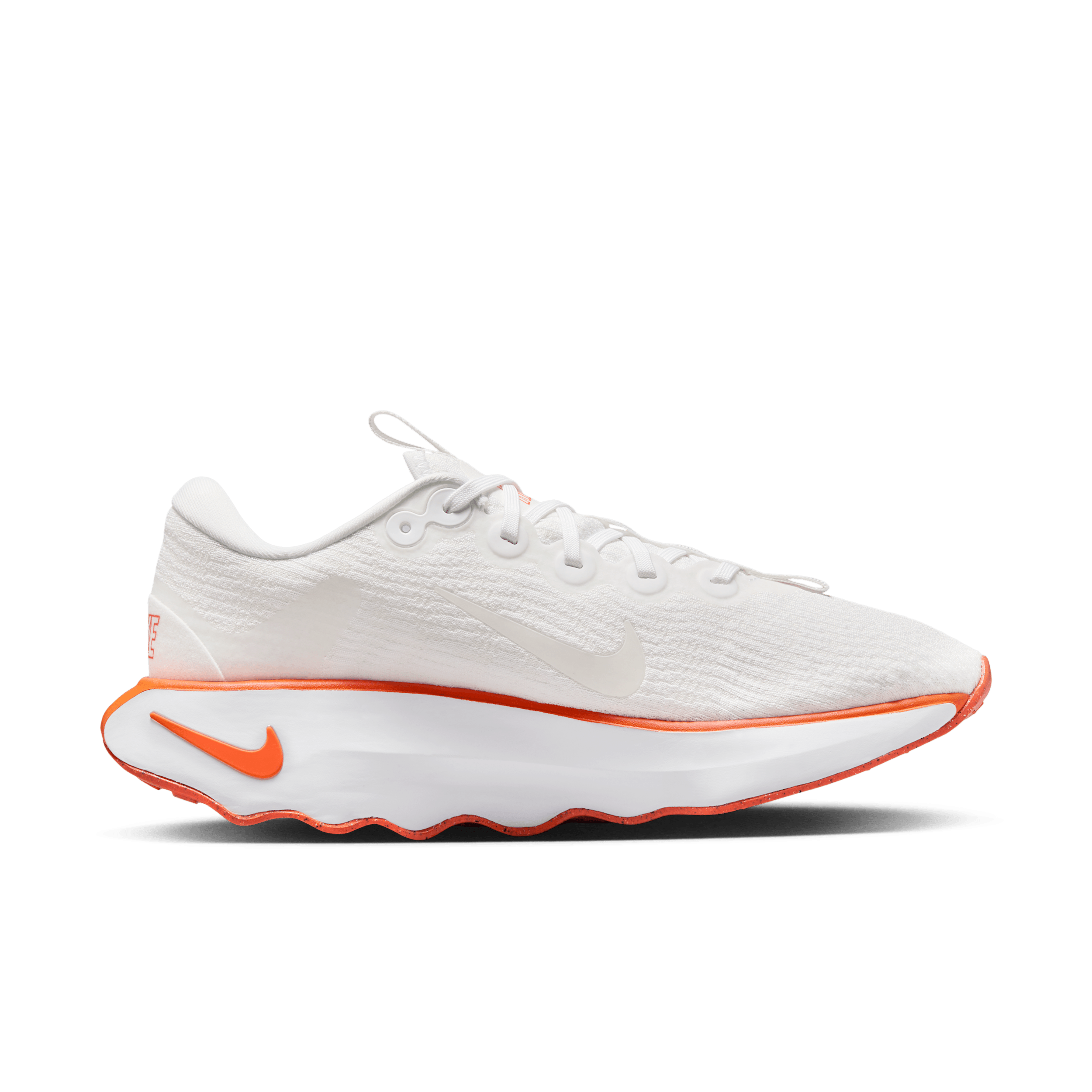 Chaussure de marche Nike Motiva pour femme - Blanc