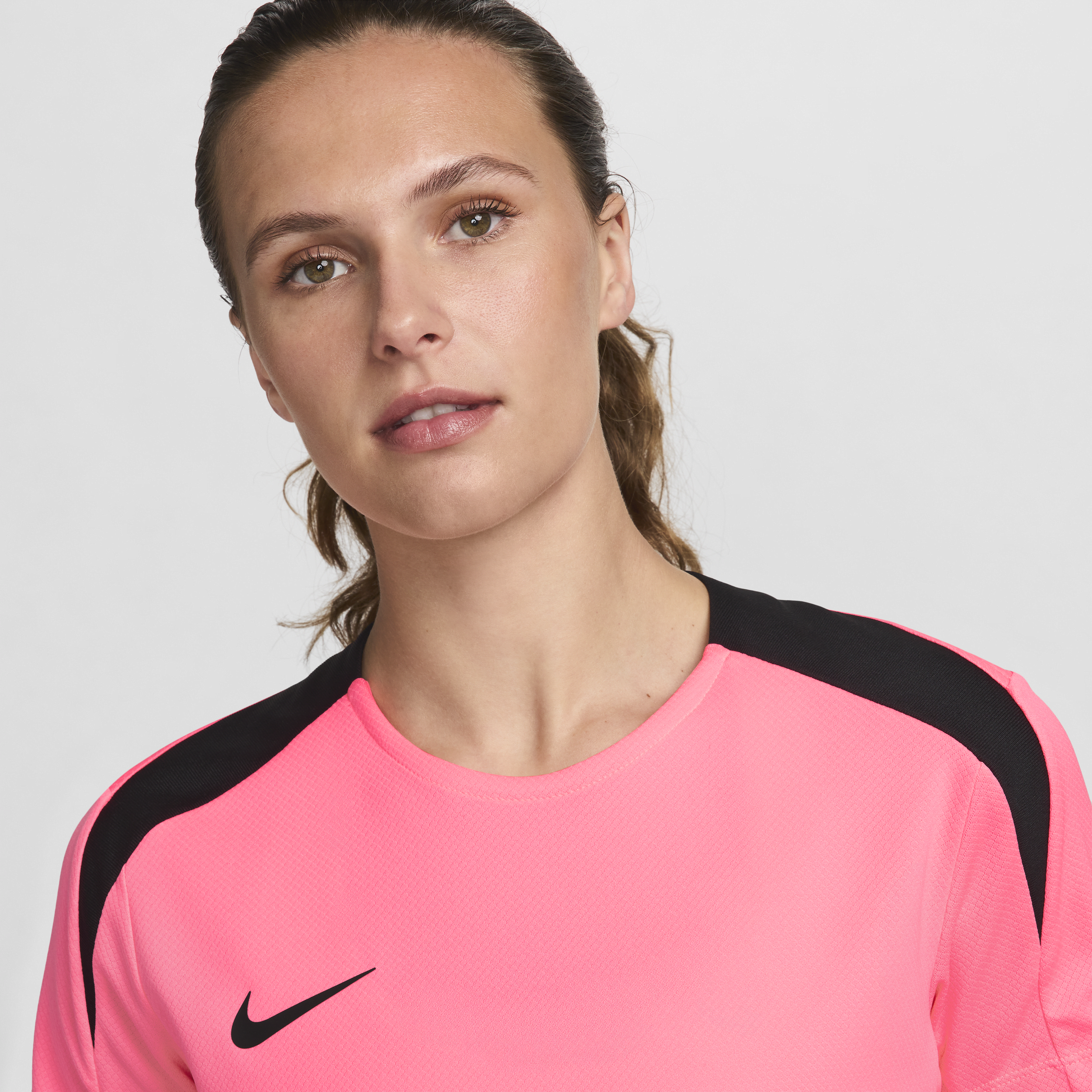 Nike Strike voetbaltop met Dri-FIT en korte mouwen voor dames Roze
