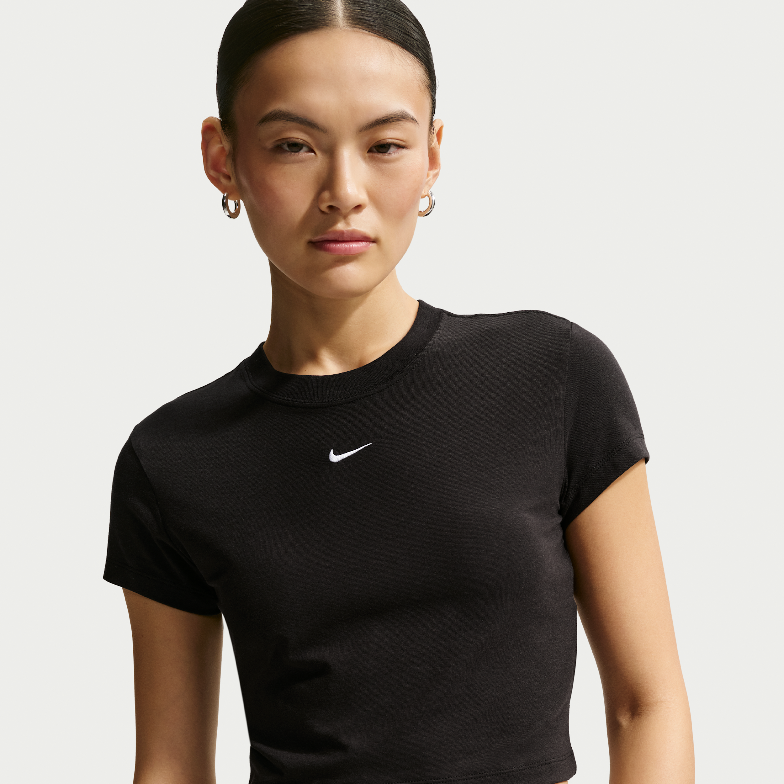 Thumbnail - Nike Chill Knit Kurz-T-Shirt (Damen) - Schwarz