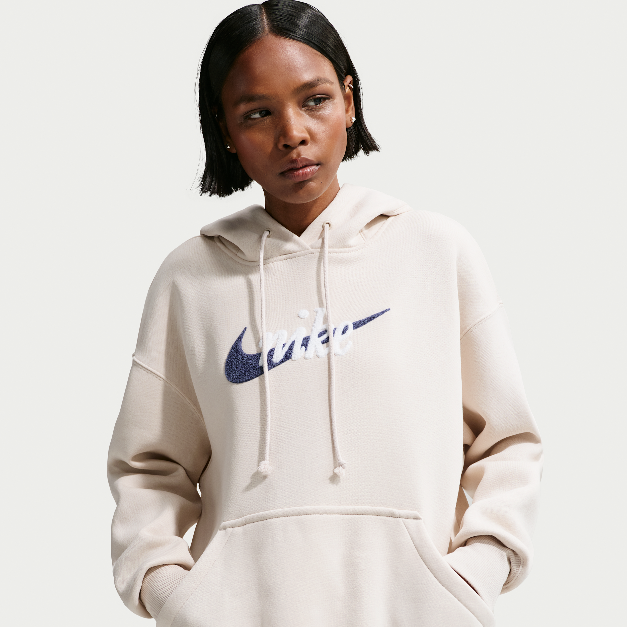 Felpa oversize con cappuccio e logo Nike Phoenix Fleece – Donna - Marrone