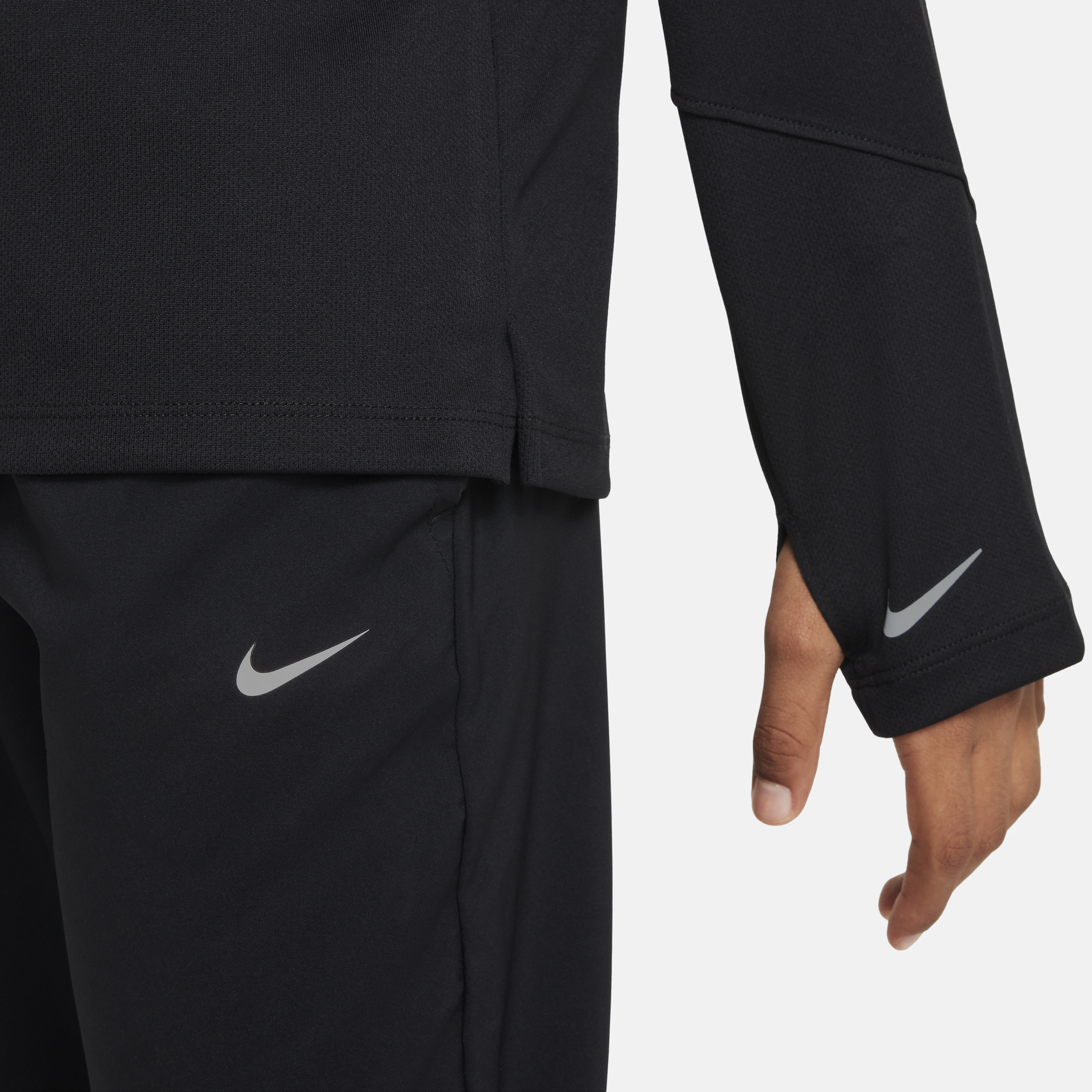 Nike Multi Dri-FIT UV jongenstop met halflange rits en lange mouwen Zwart