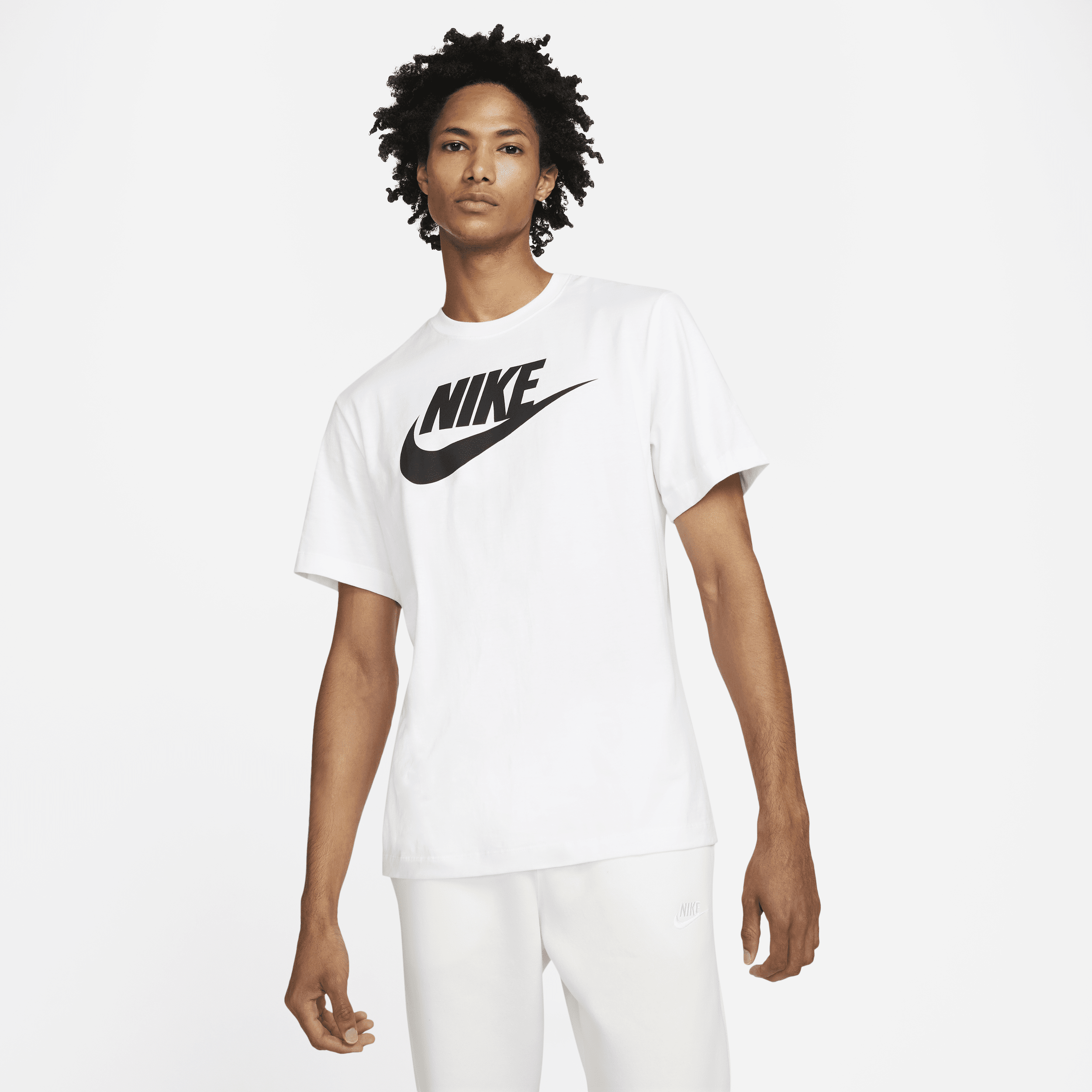 Nike Men's T-Shirt - White