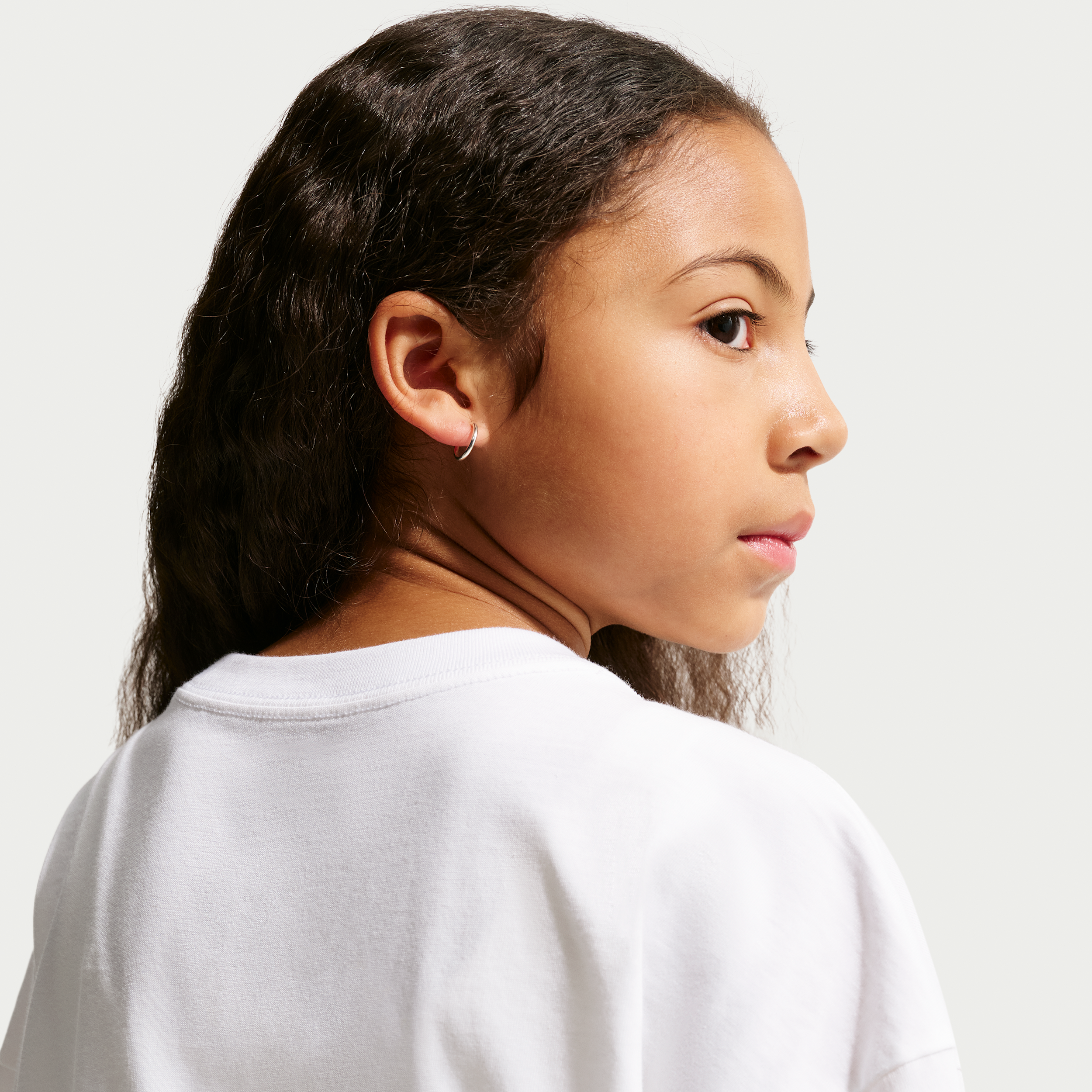 Thumbnail - Nike extragroßes T-Shirt für ältere Kinder (Mädchen) - Weiß