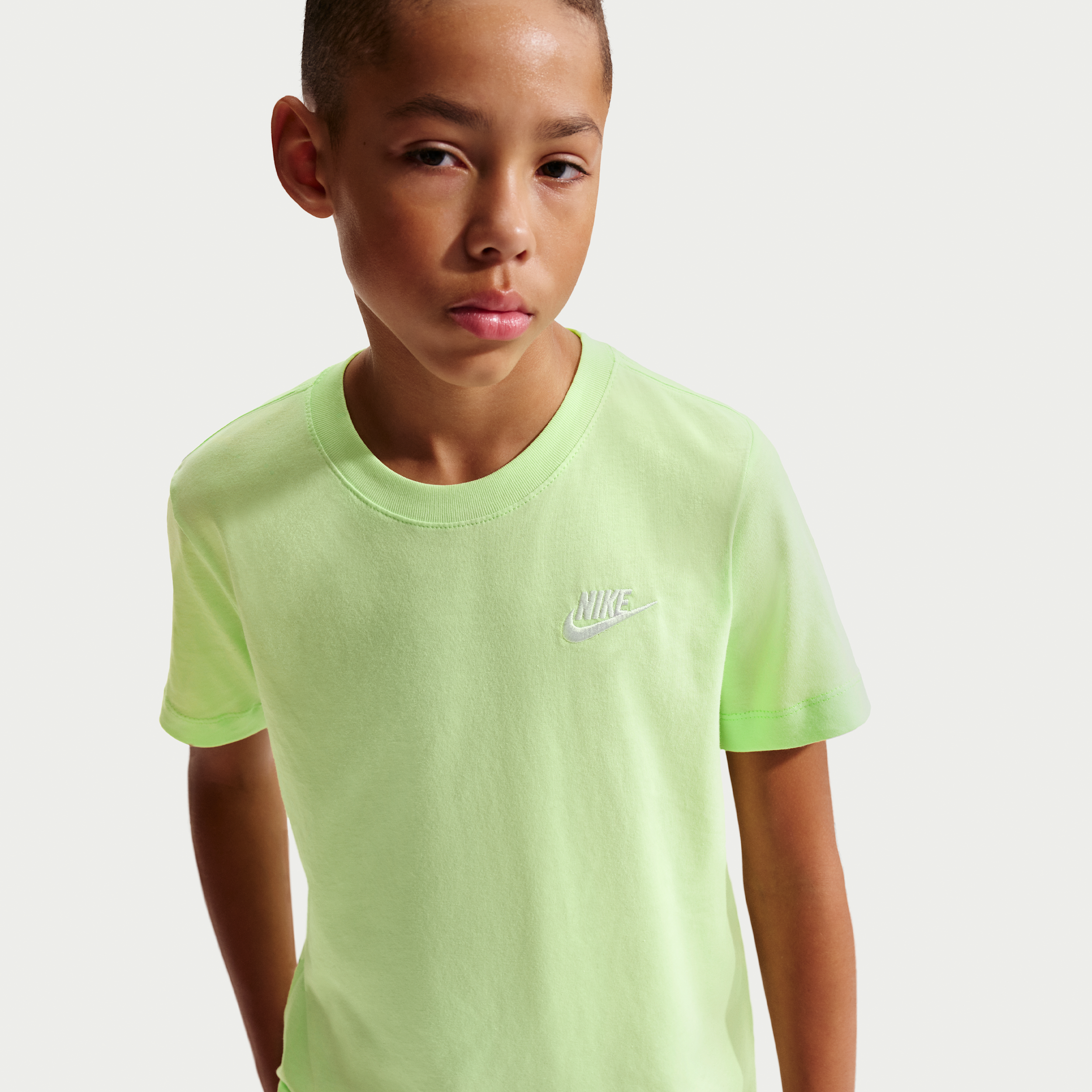 Thumbnail - Nike T-Shirt für ältere Kinder - Grün