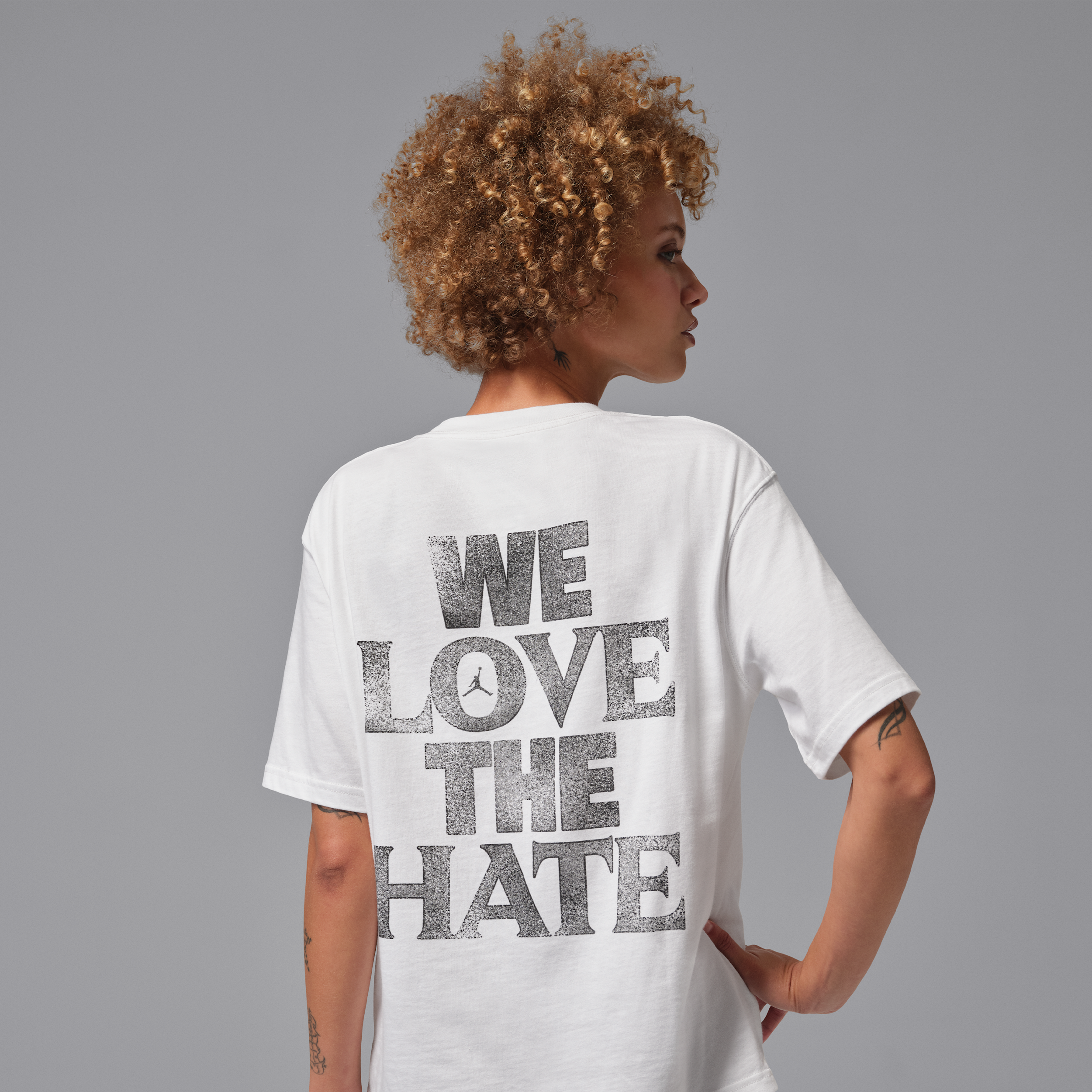 Thumbnail - Jordan Sport Dri-FIT T-Shirt mit Grafik (Damen) - Weiß