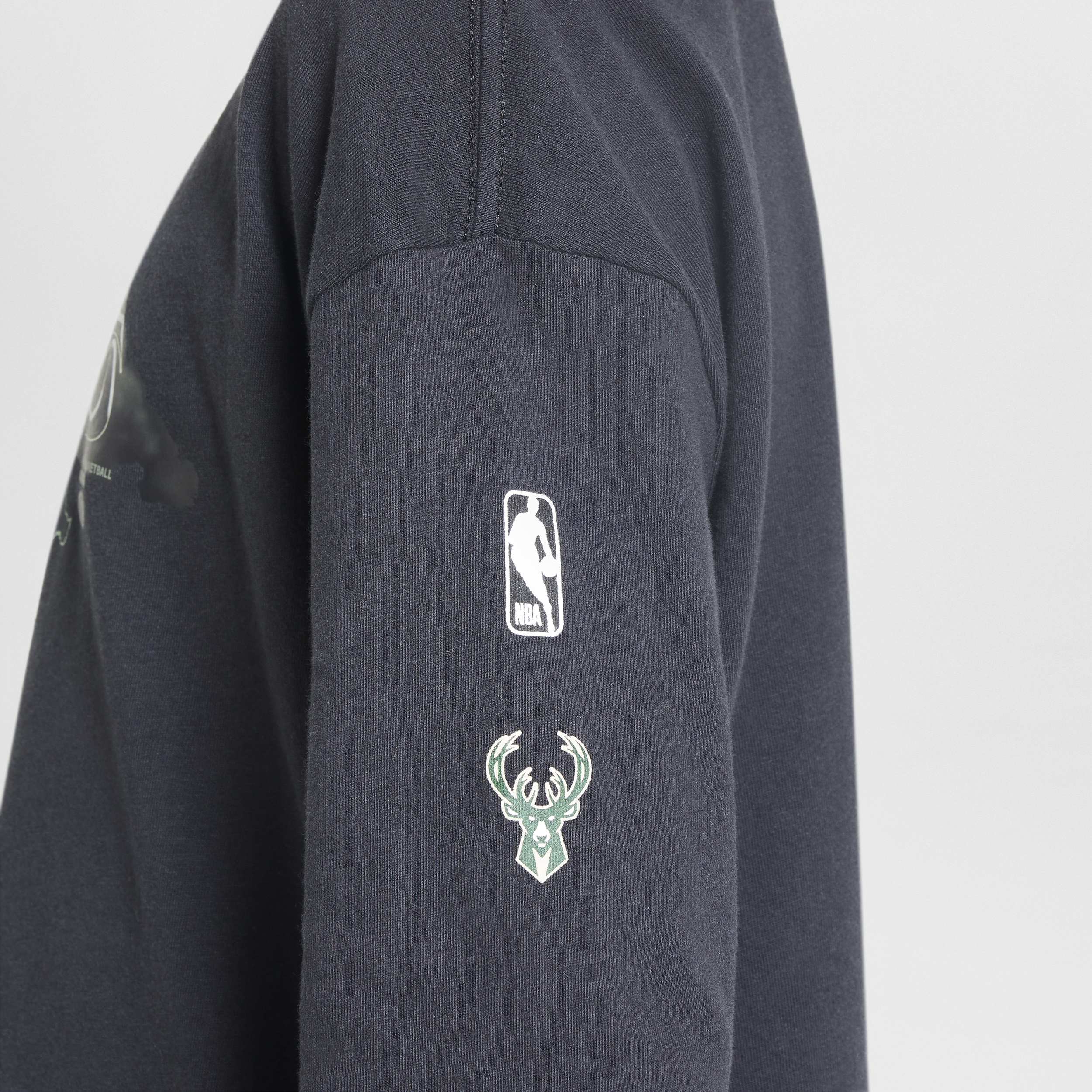 Nike Milwaukee Bucks Essential NBA Max90 T-shirt met lange mouwen voor jongens Zwart
