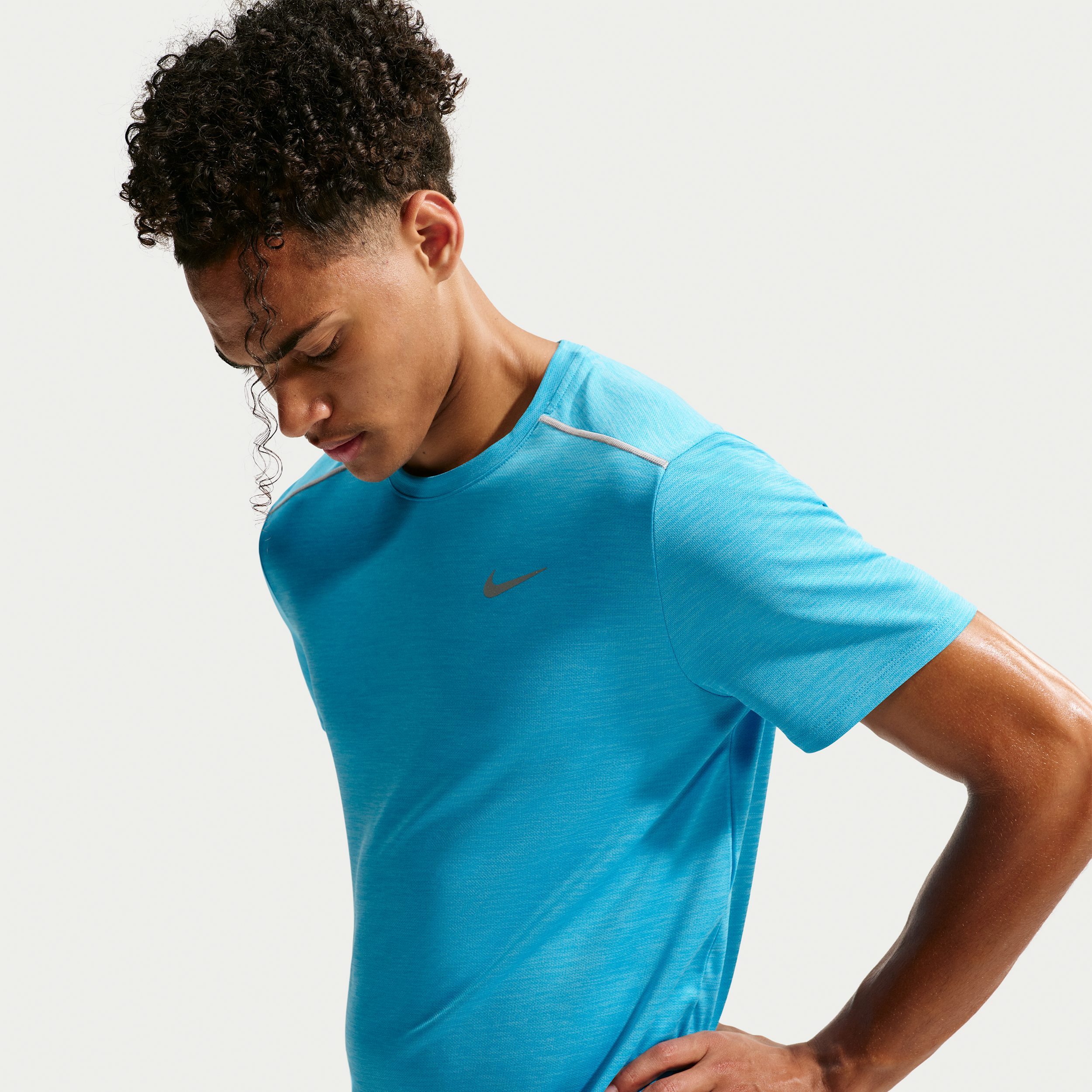 Nike Miler Dri-FIT-løbeoverdel med korte ærmer til mænd - blå