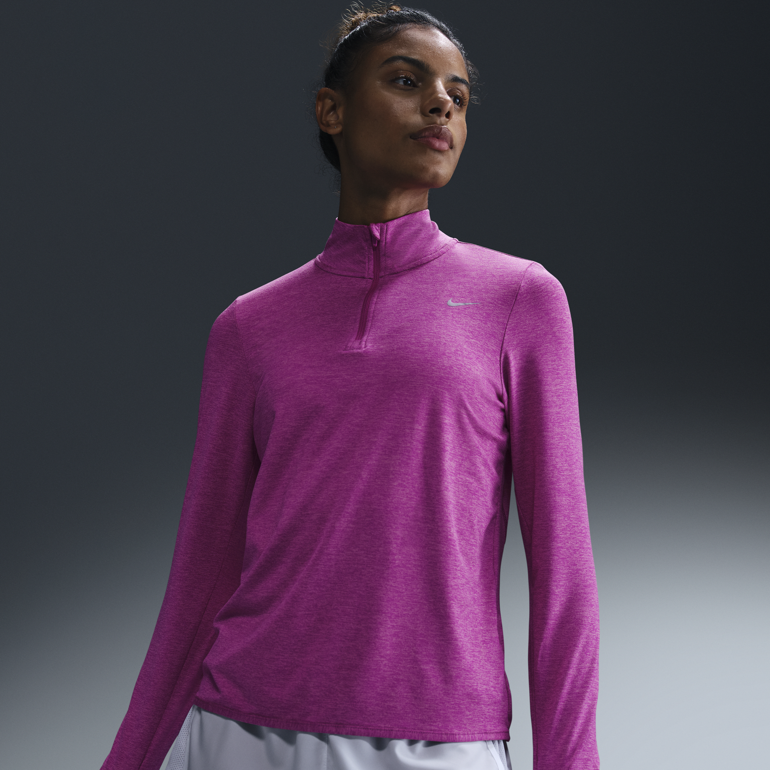 Haut de running à 1/4 de zip avec protection UV Nike Swift pour femme - Pourpre