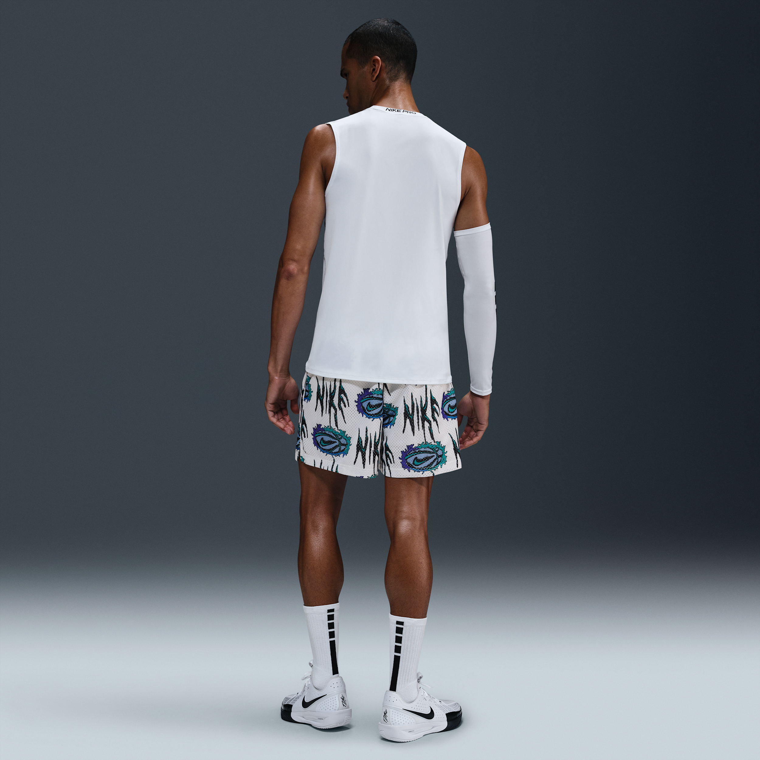 Nike Practice Mesh Dri-FIT basketbalshorts voor heren (13 cm) Wit
