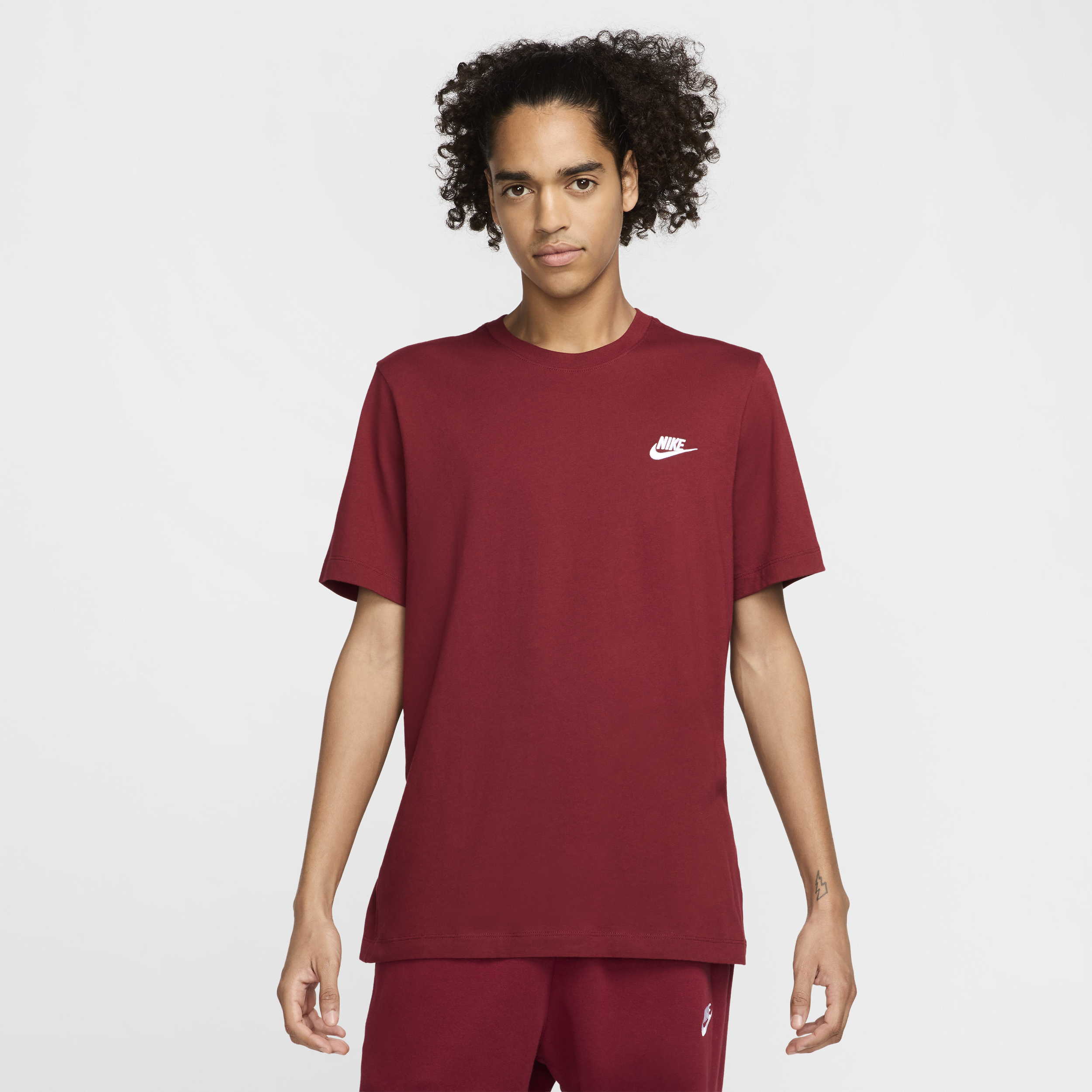 T-shirt Nike Sportswear Club pour Homme - Rouge