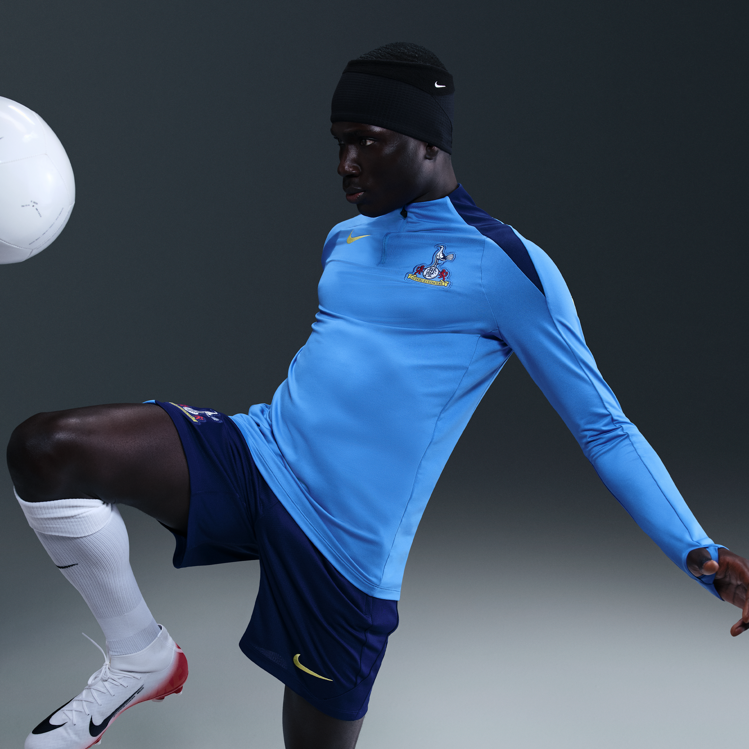 Thumbnail - Tottenham Hotspur Strike Third Total 90 Fußball-Drill-Oberteil aus Strickmaterial mit Nike Dri-FIT-Technologie (Herren) ...