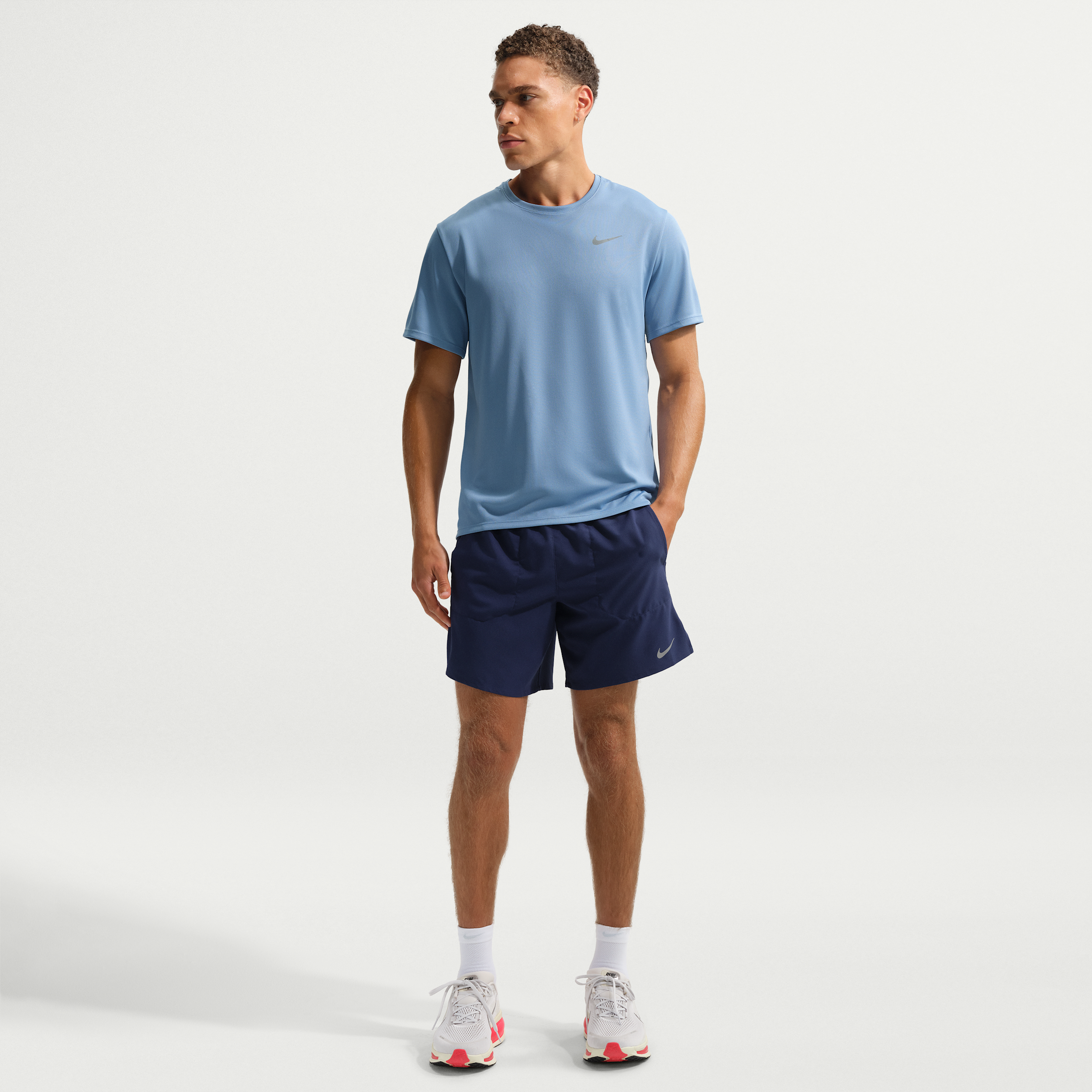 Shorts da running 18 cm con slip foderati Dri-FIT Nike Stride – Uomo - Blu
