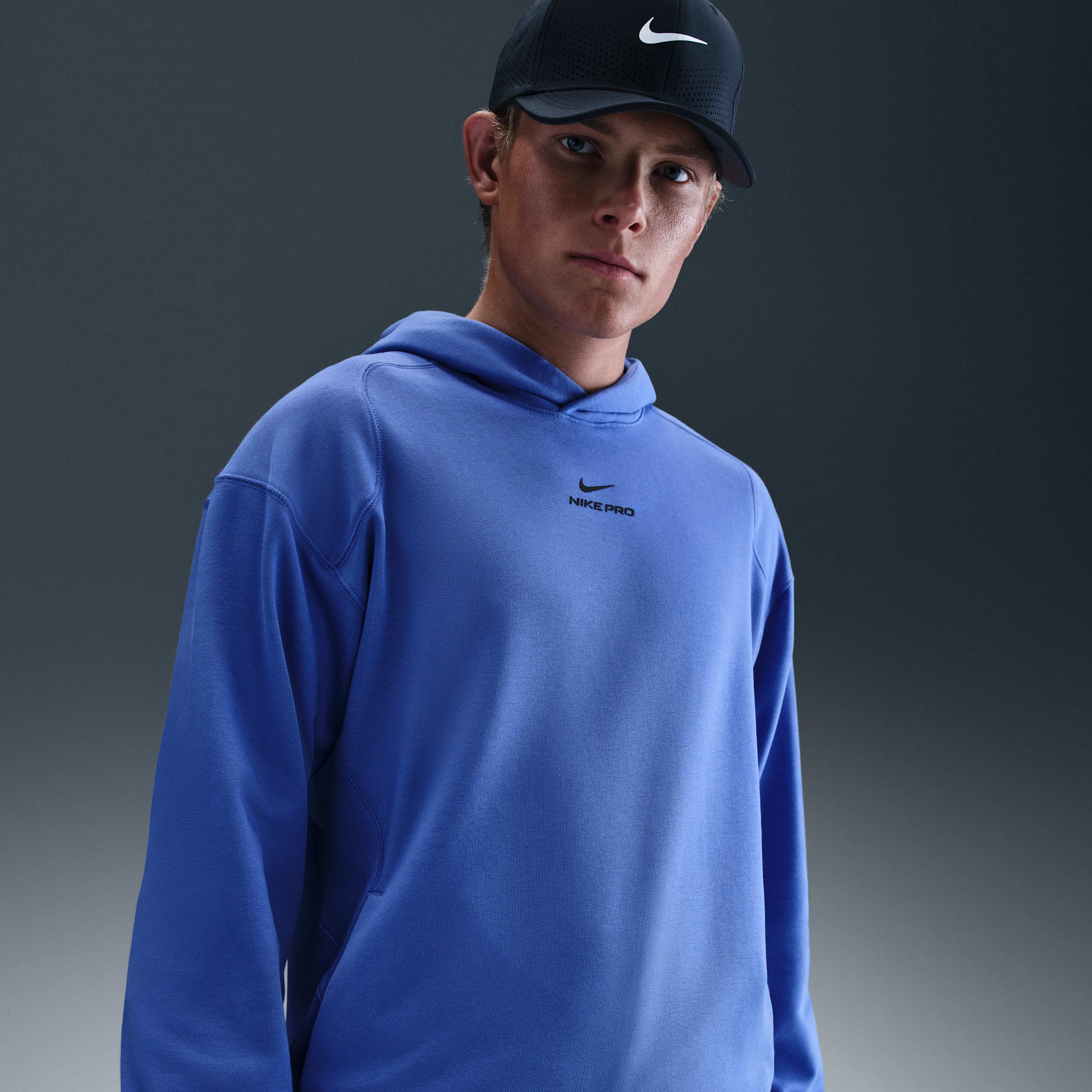 Thumbnail - Nike Pro Mid-Layer Trainings-Hoodie mit Dri-FIT-Technologie (Herren) - Blau