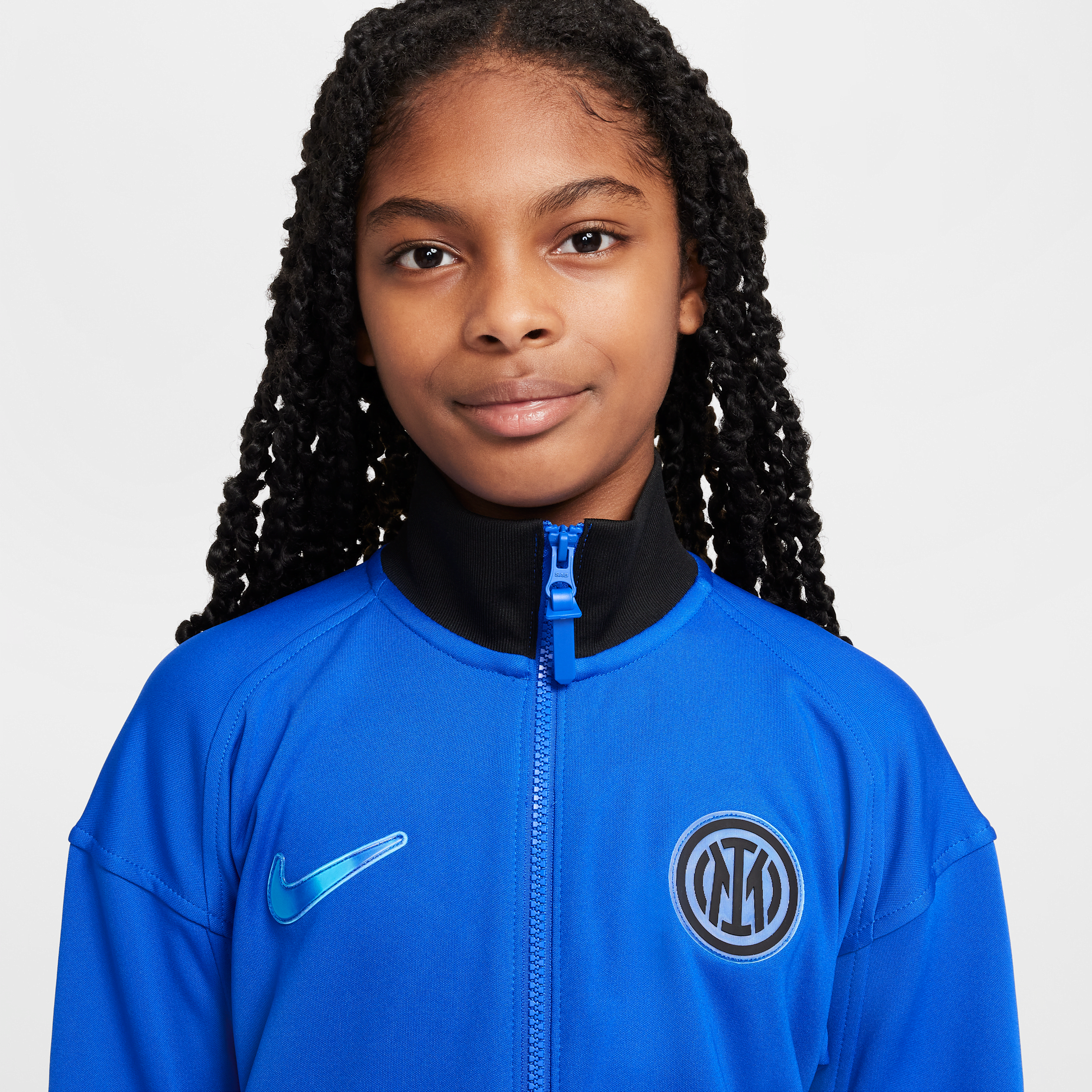 Thumbnail - Inter Mailand Academy Pro Fußball-Hymnenjacke mit Nike Dri-FIT-Technologie (ältere Kinder) - Blau